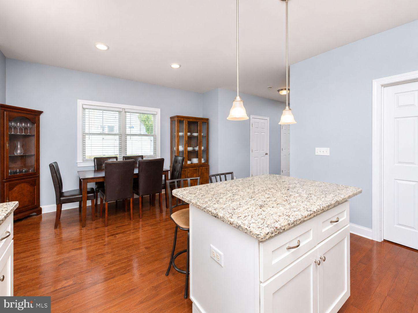 2243 LAPIS LANE