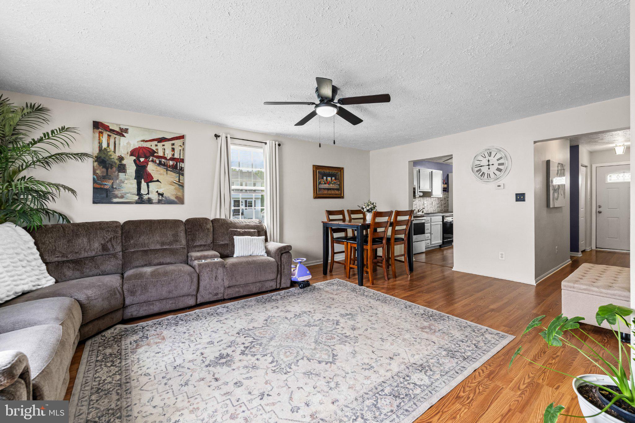 CARROLLWOOD MANOR - Residential