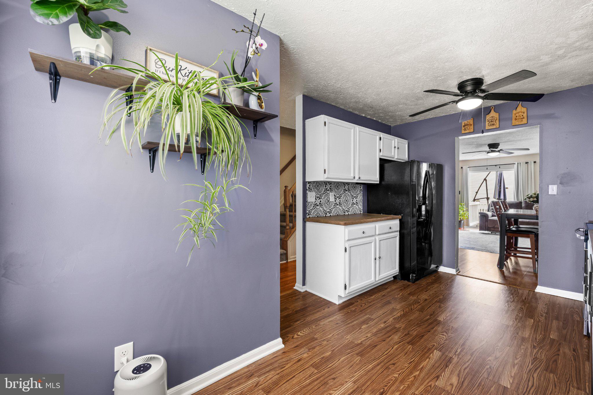 CARROLLWOOD MANOR - Residential