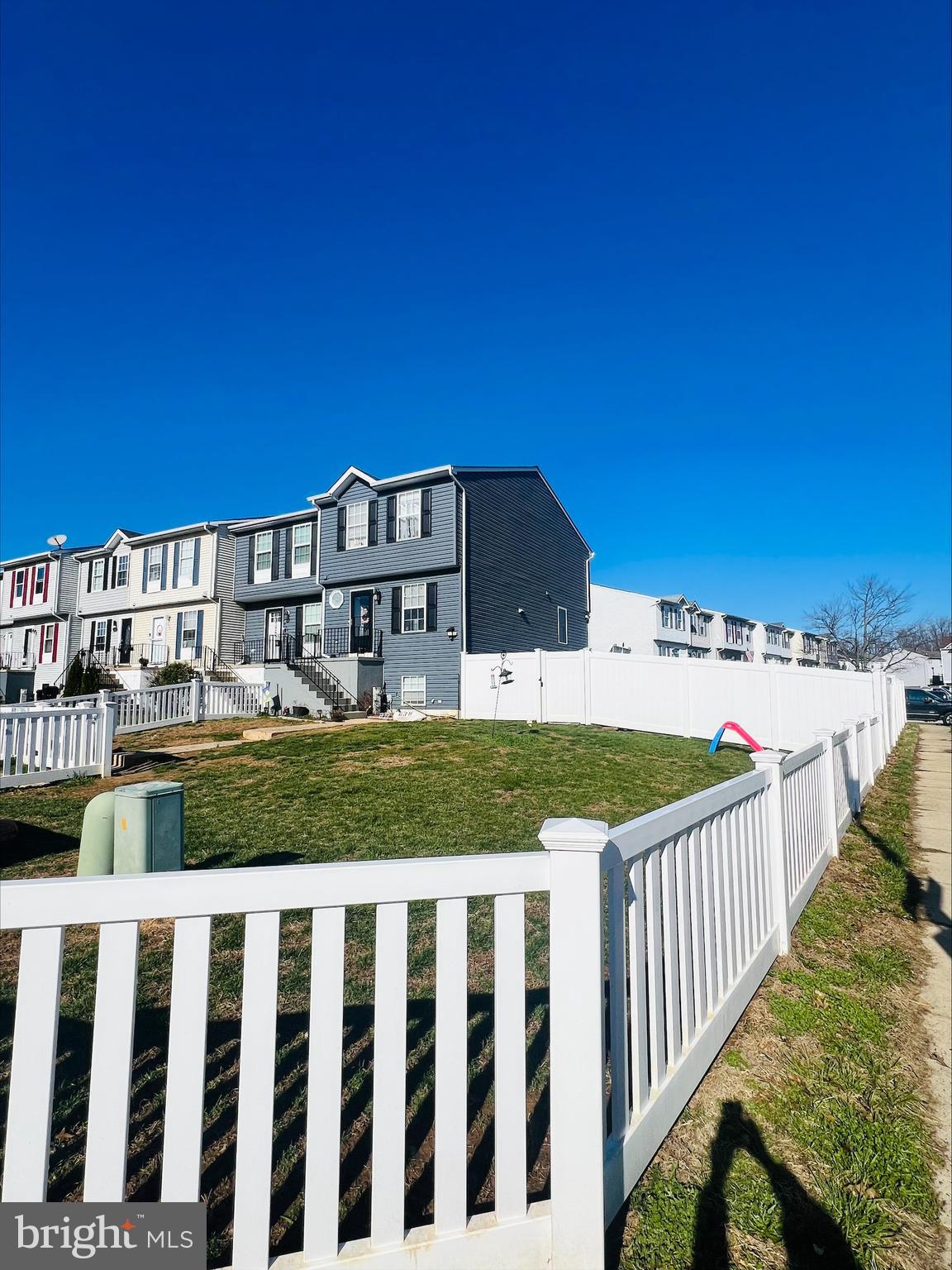 CARROLLWOOD MANOR - Residential