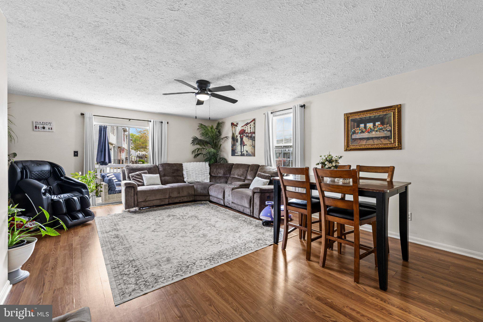 CARROLLWOOD MANOR - Residential