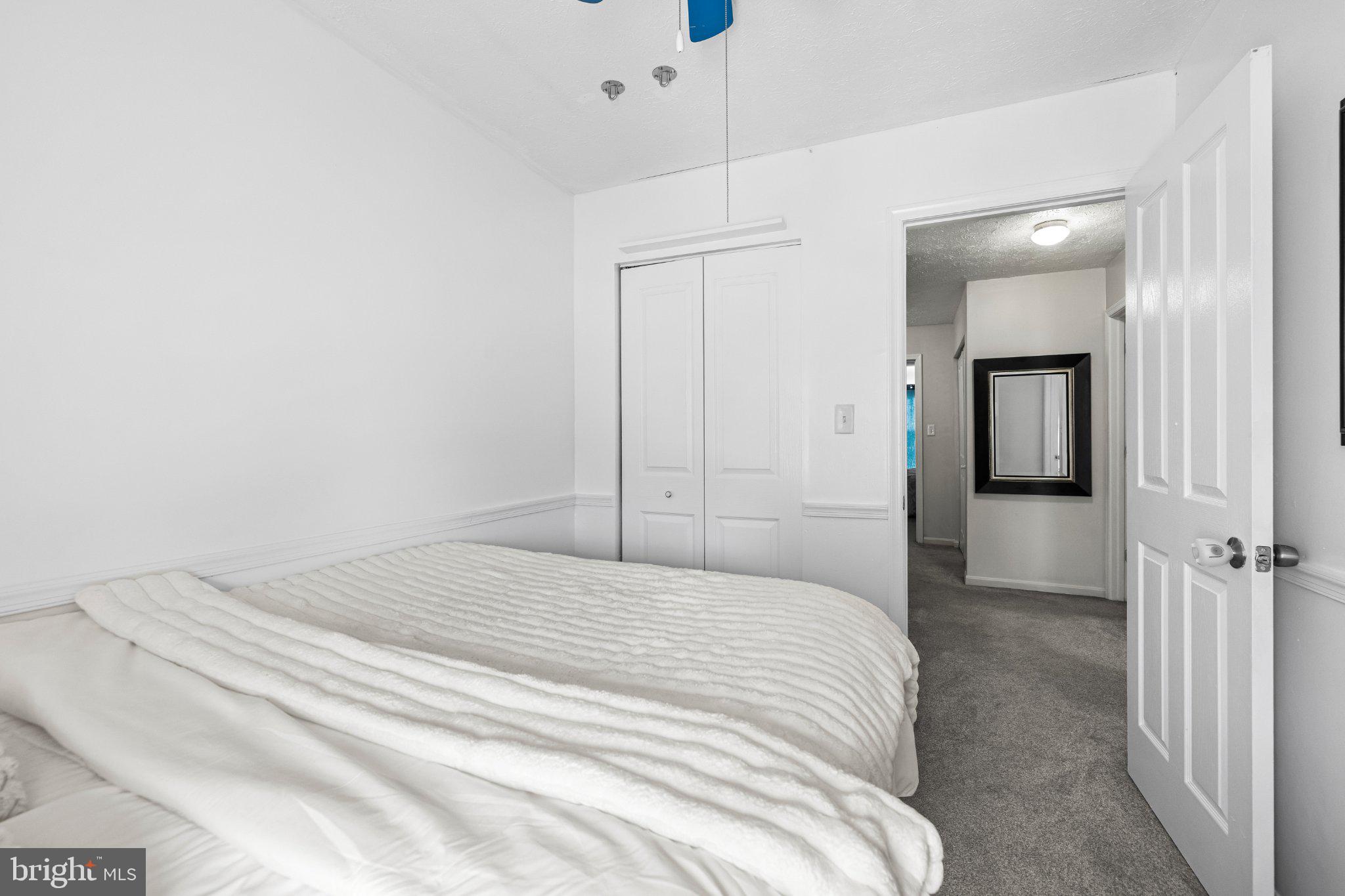 CARROLLWOOD MANOR - Residential