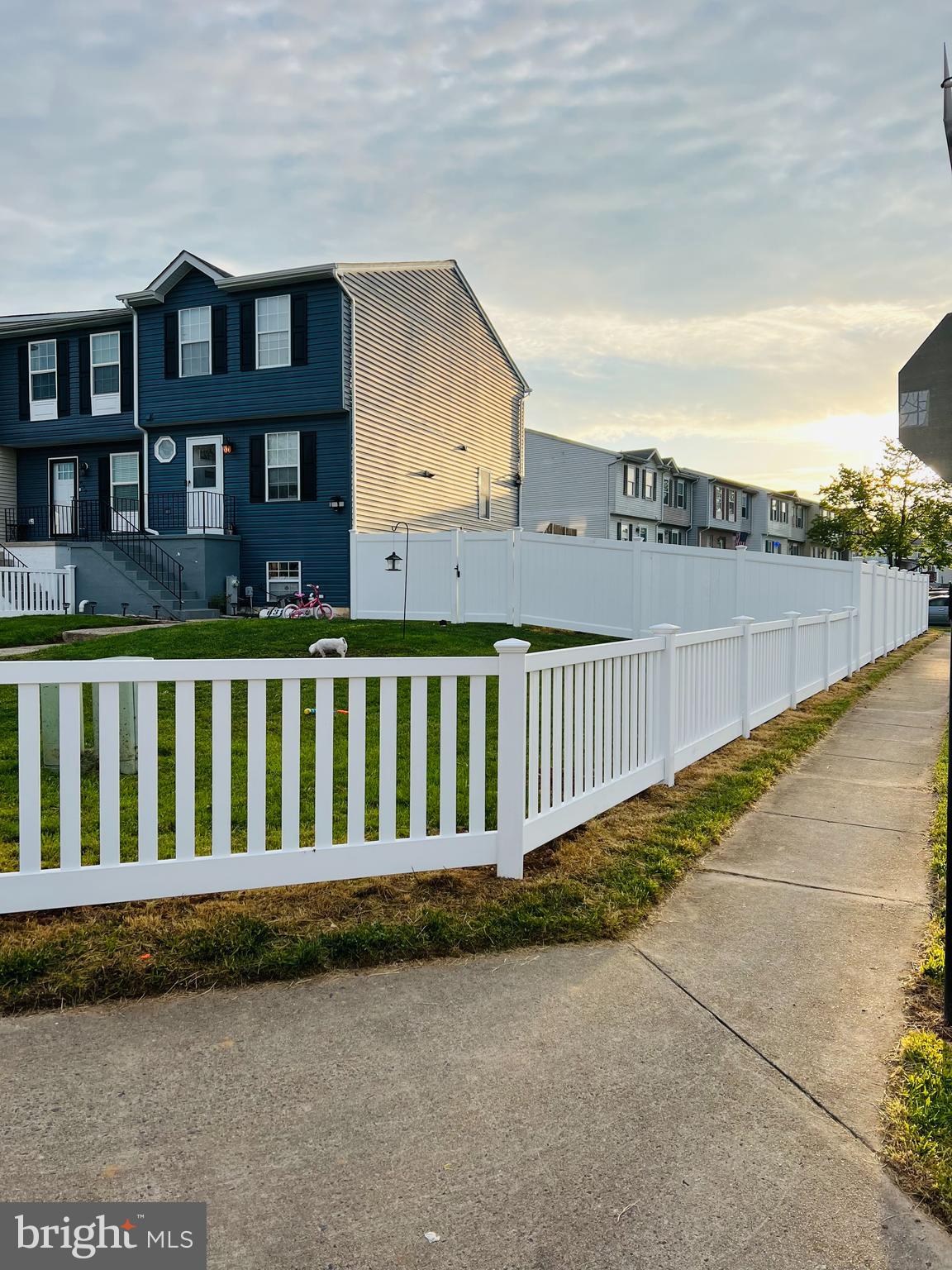 CARROLLWOOD MANOR - Residential