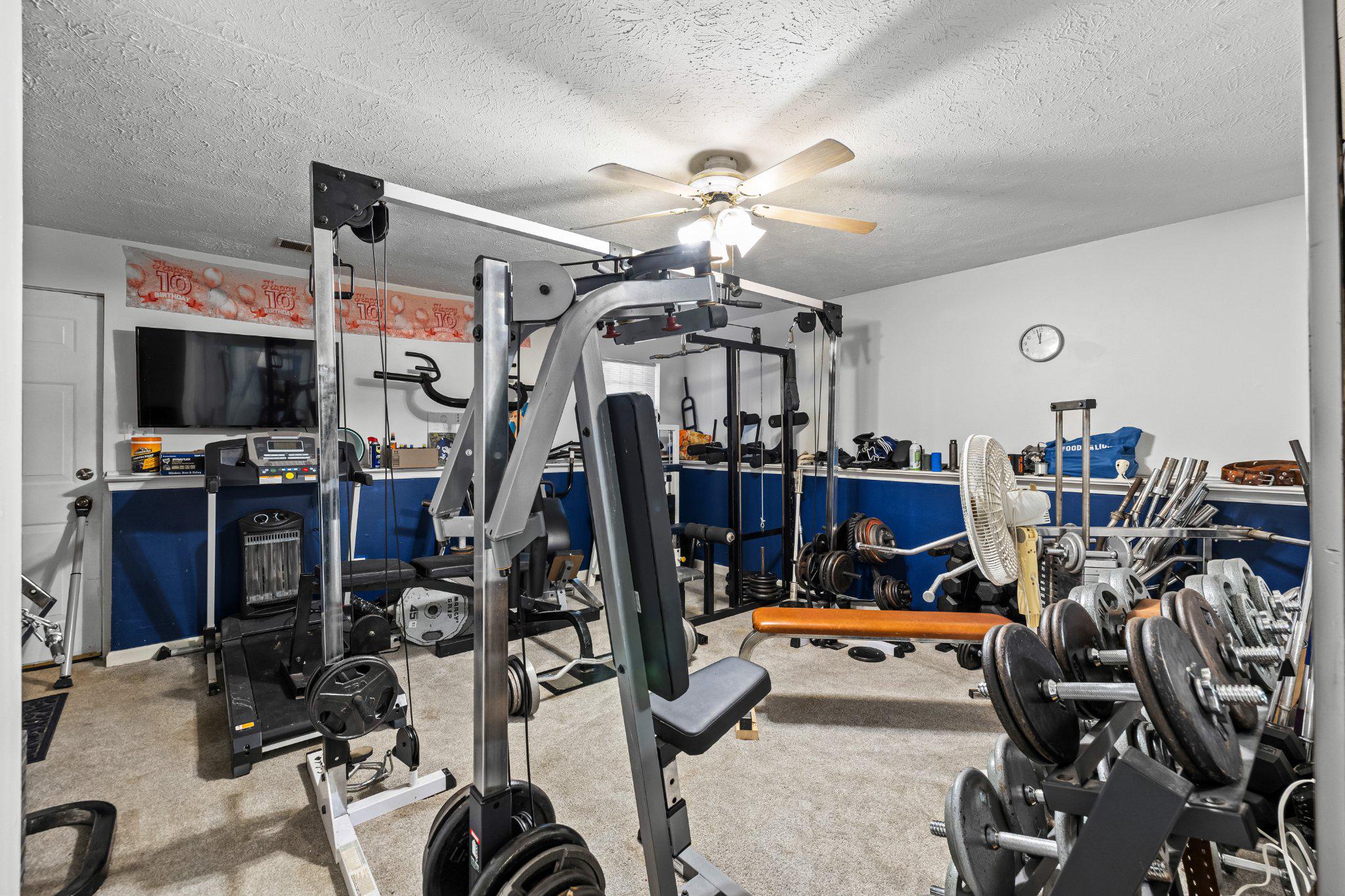 CARROLLWOOD MANOR - Residential