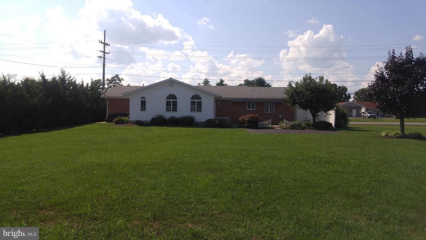 8509 WINCHESTER AVENUE