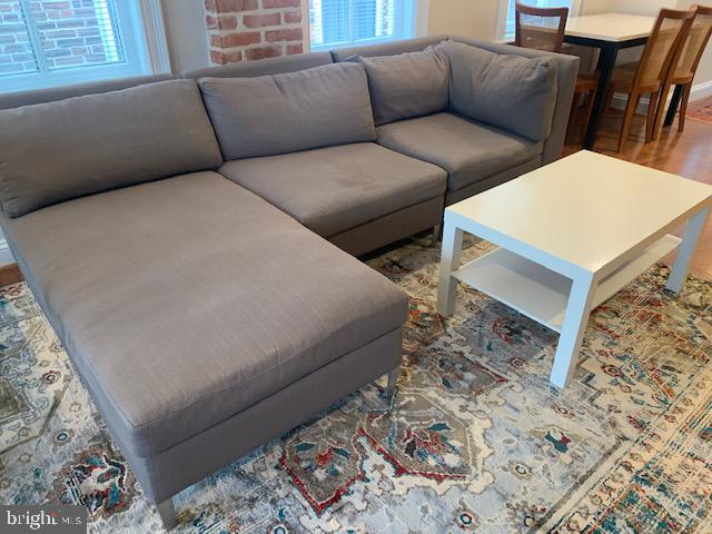 OLD TOWN - Residential Lease