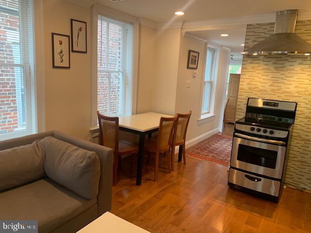 OLD TOWN - Residential Lease