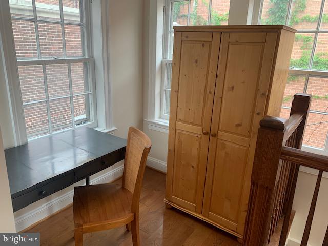 OLD TOWN - Residential Lease