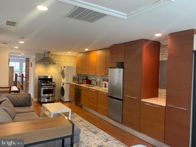 OLD TOWN - Residential Lease