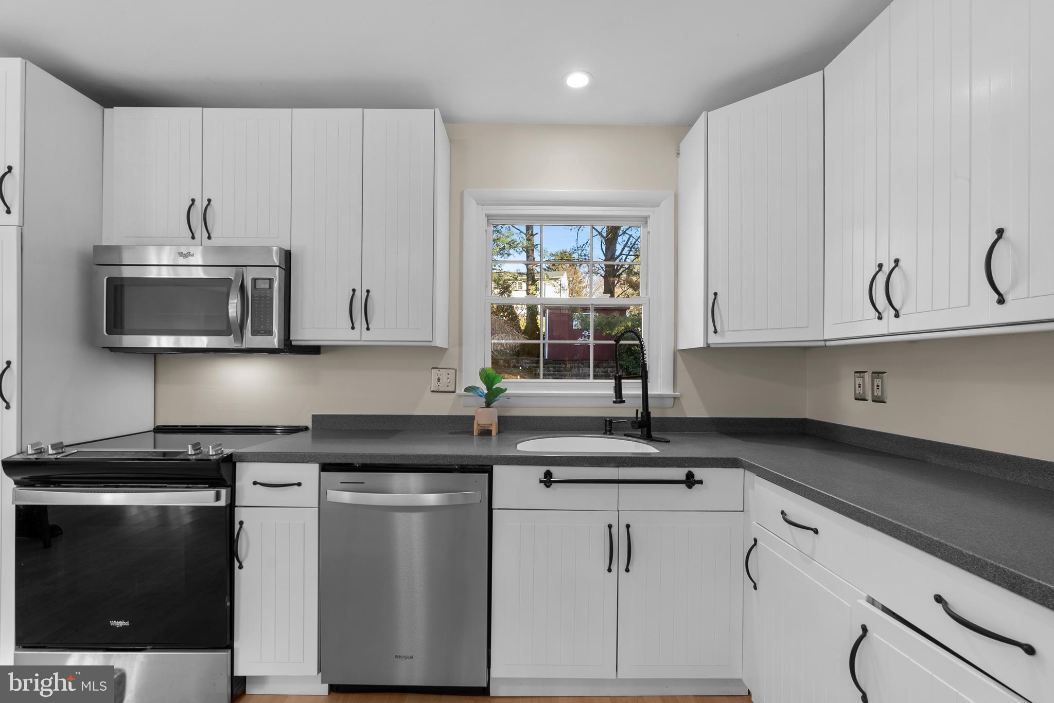 FOUNTAIN VIEW - Residential