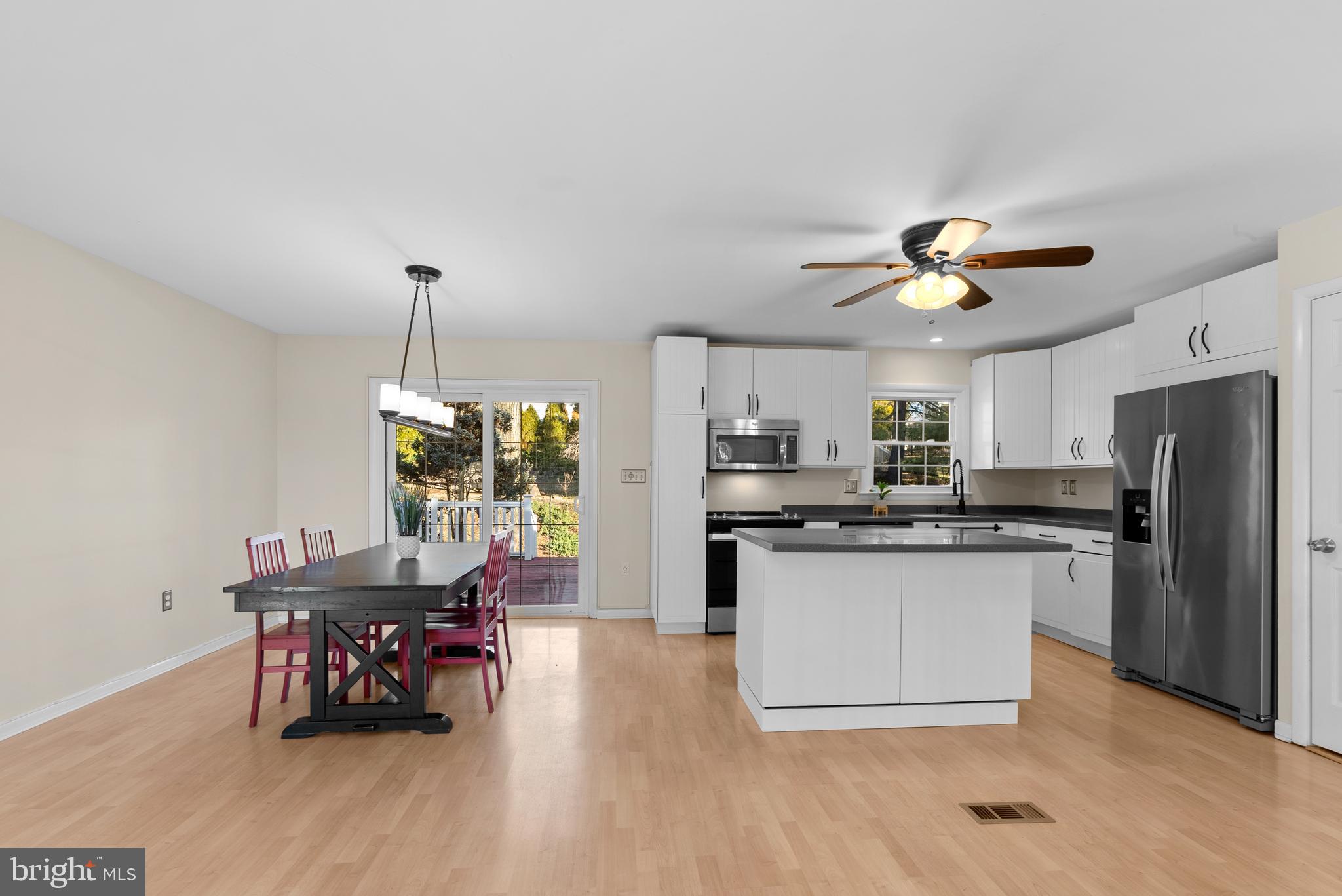 FOUNTAIN VIEW - Residential