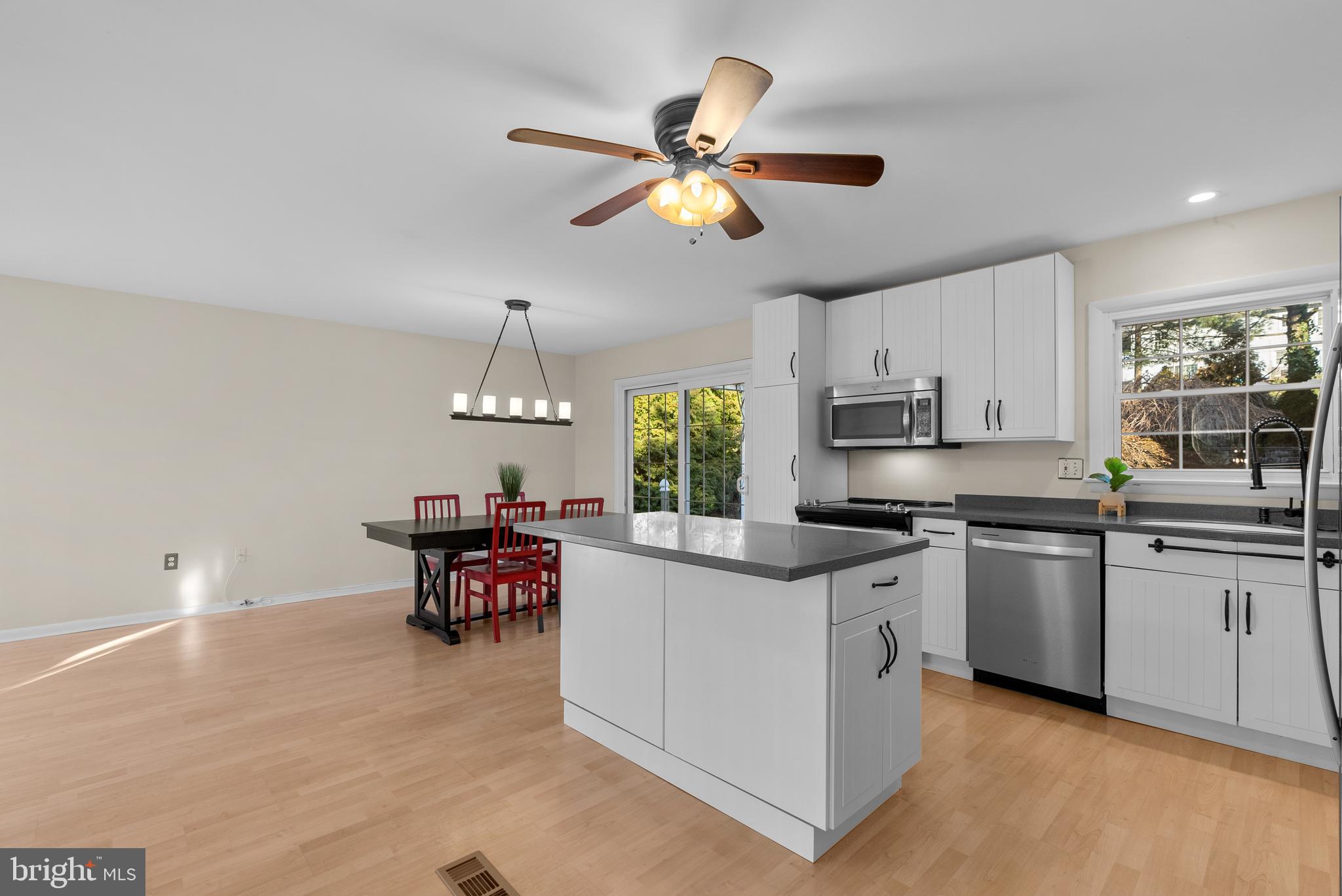 FOUNTAIN VIEW - Residential