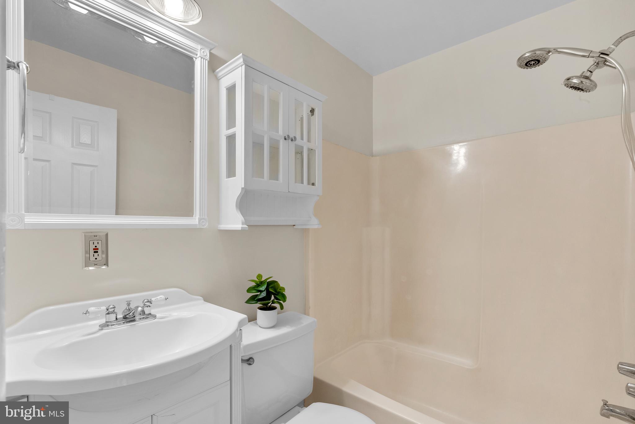 FOUNTAIN VIEW - Residential