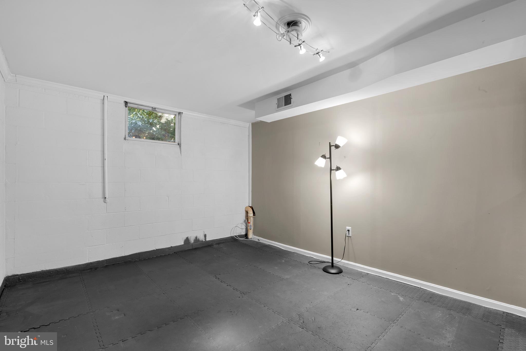 FOUNTAIN VIEW - Residential