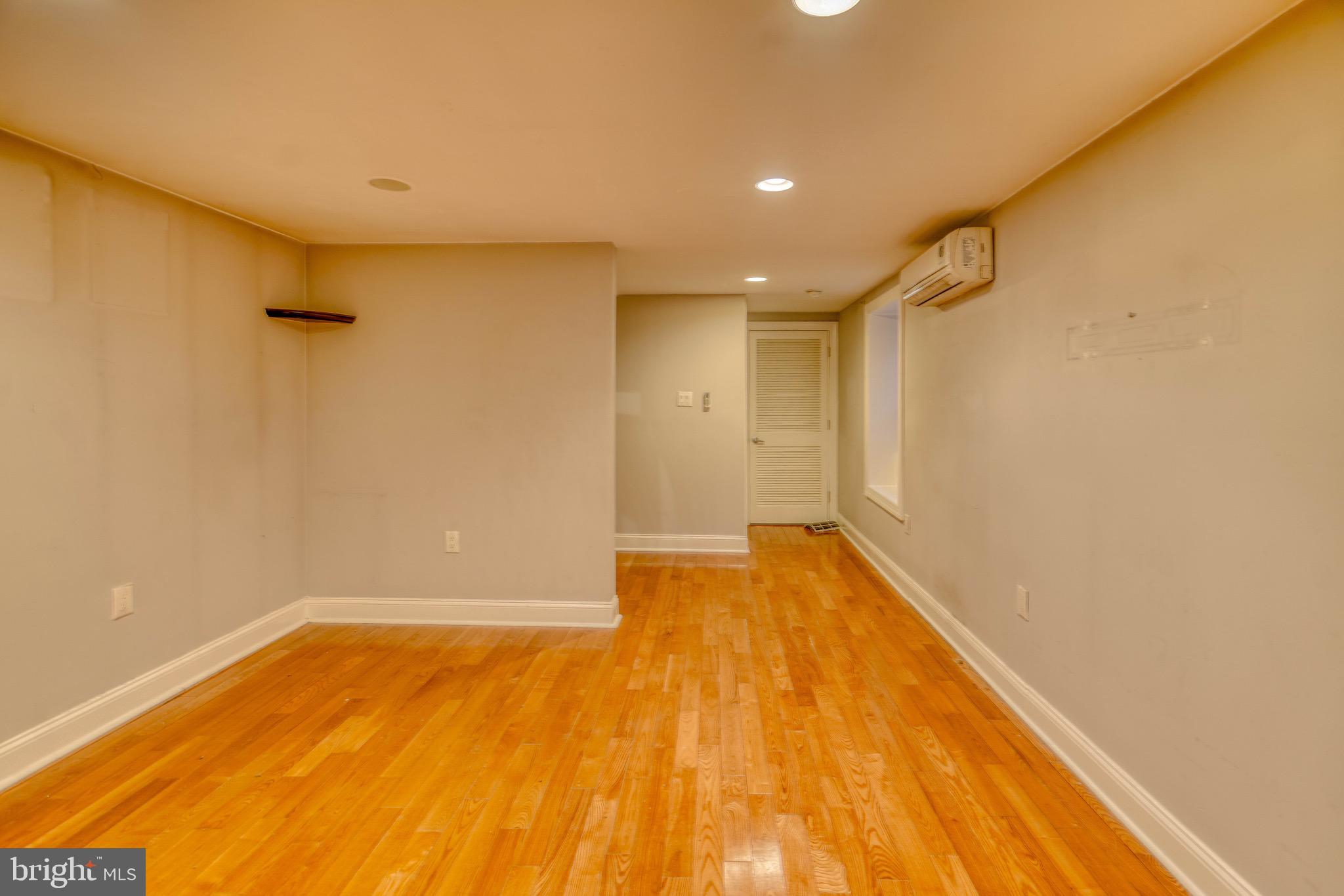 SPRING ARTS - Residential