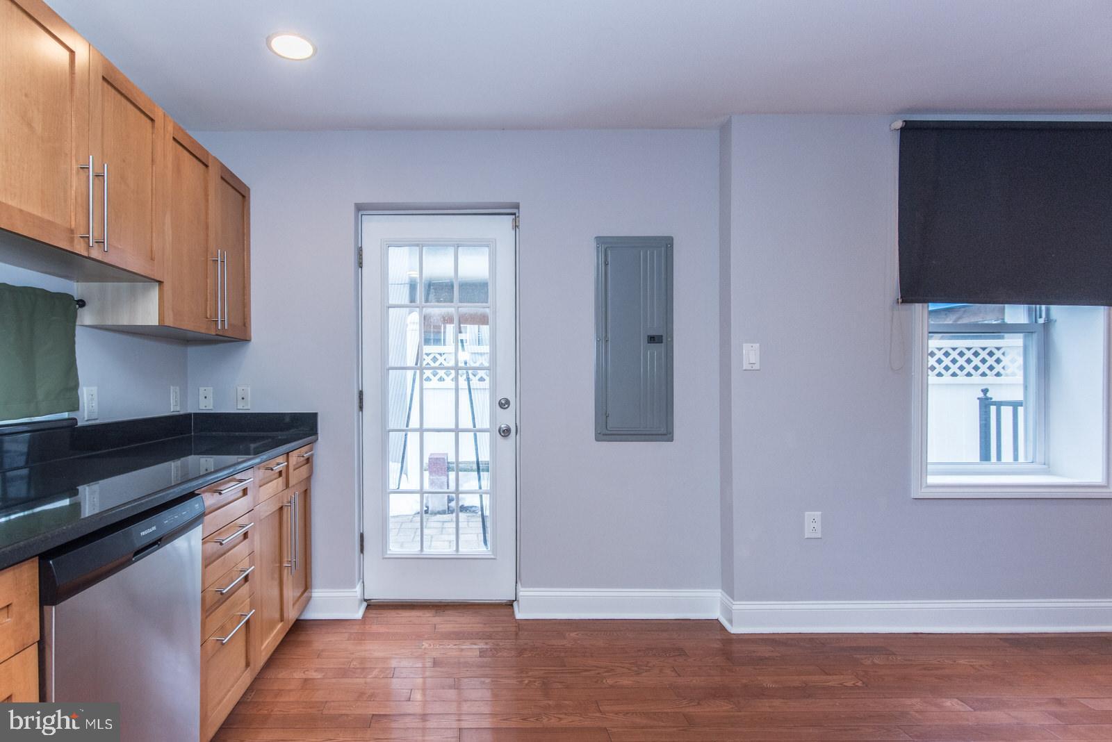 SPRING ARTS - Residential