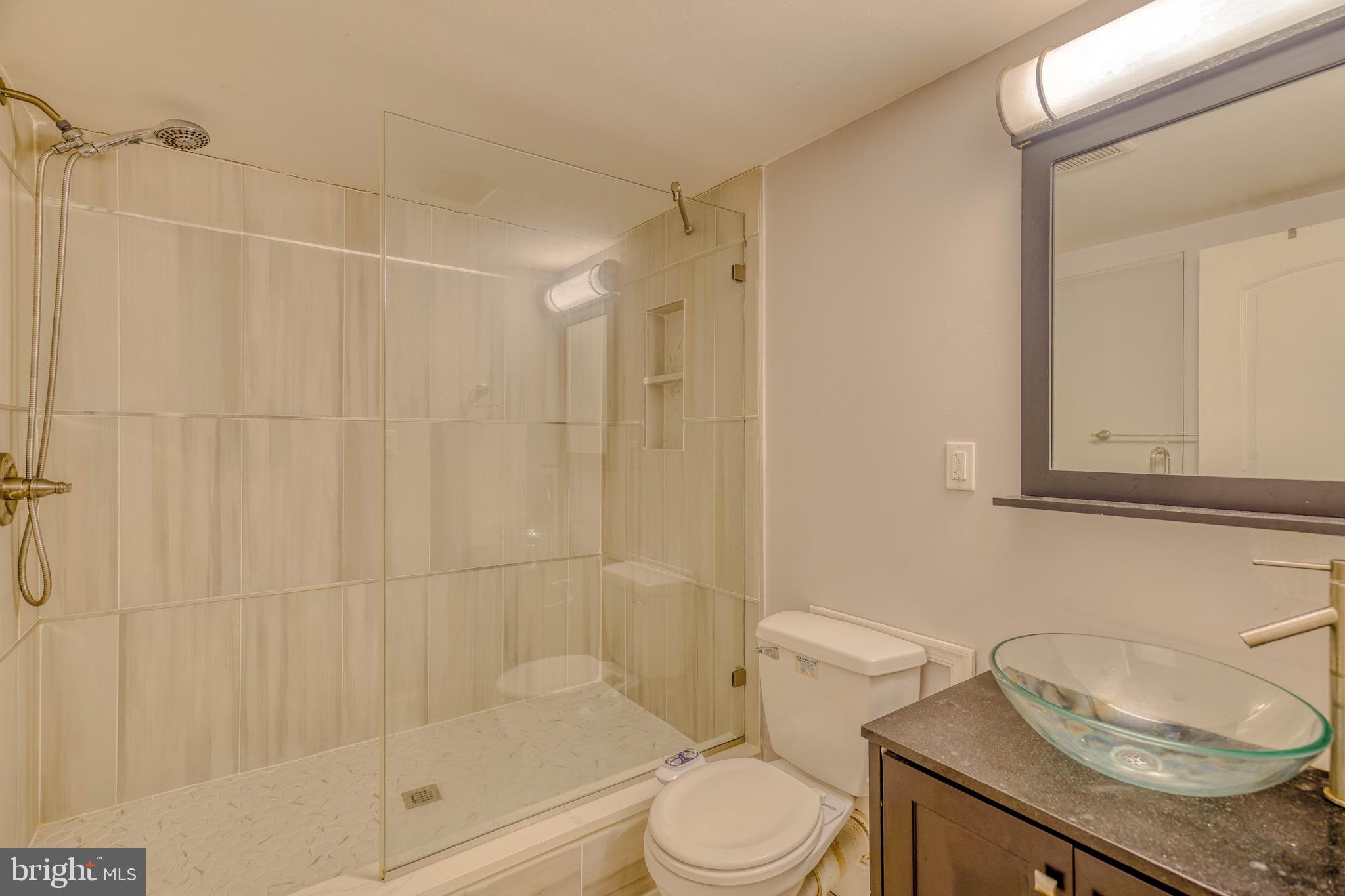 SPRING ARTS - Residential