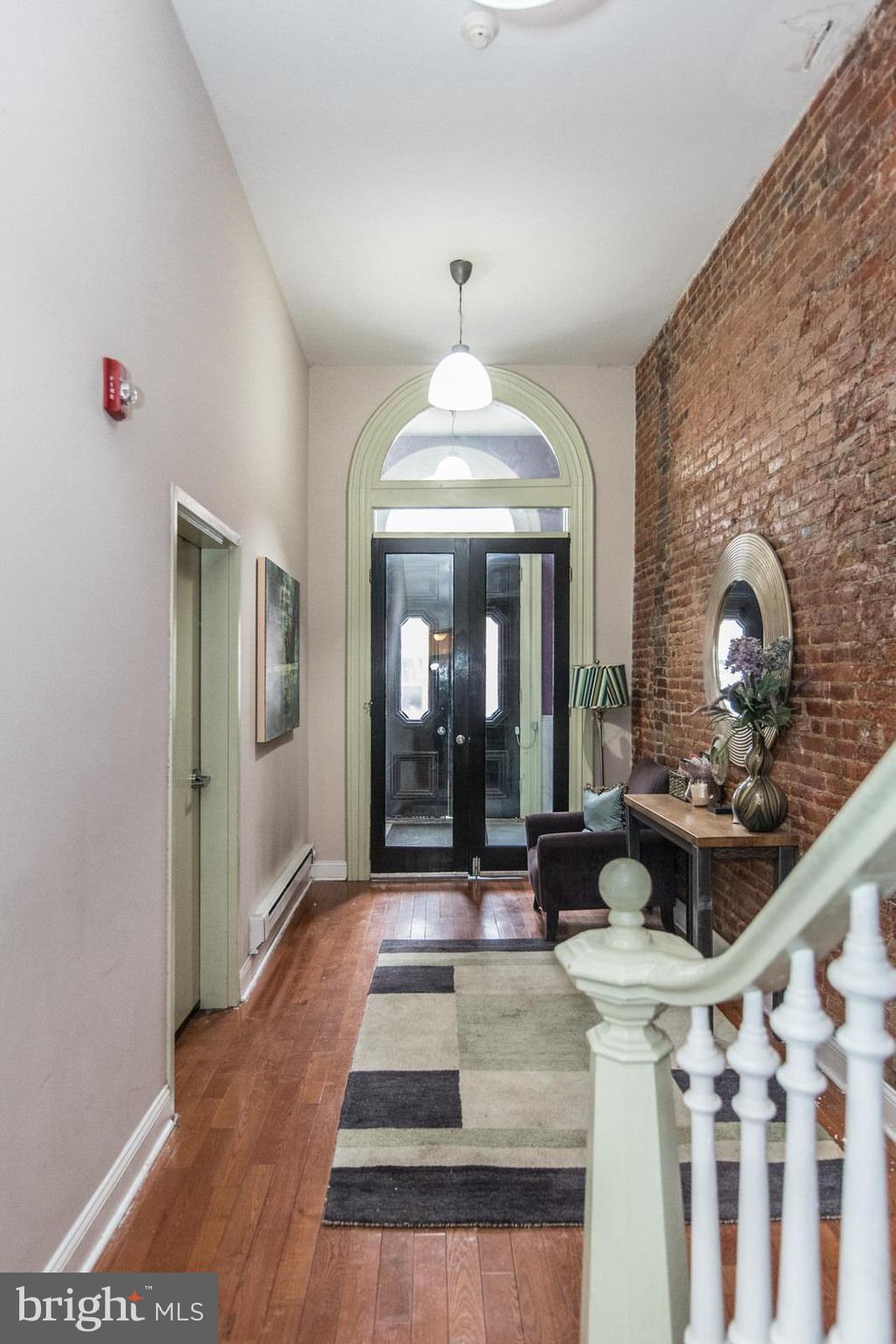 SPRING ARTS - Residential