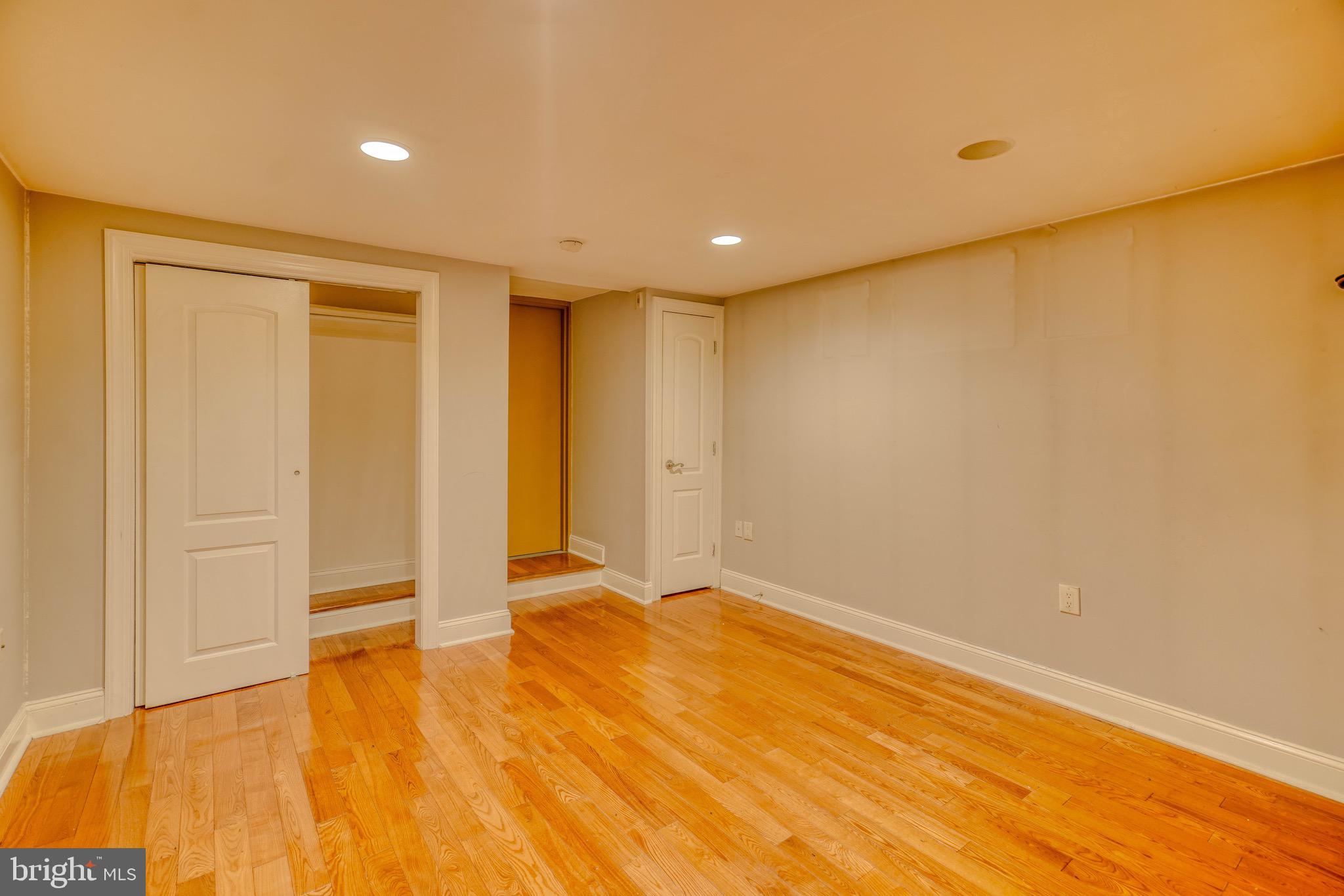 SPRING ARTS - Residential