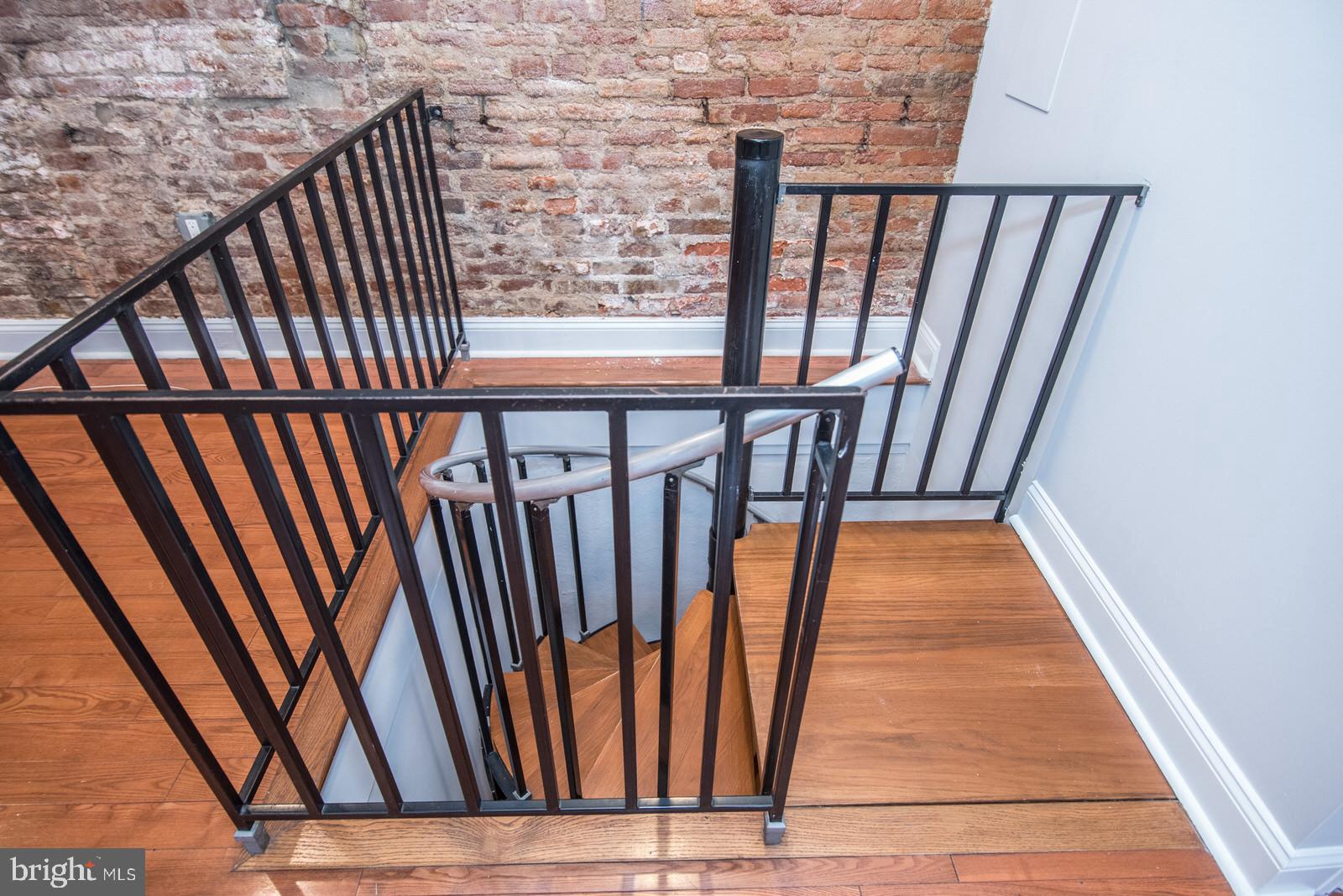 SPRING ARTS - Residential