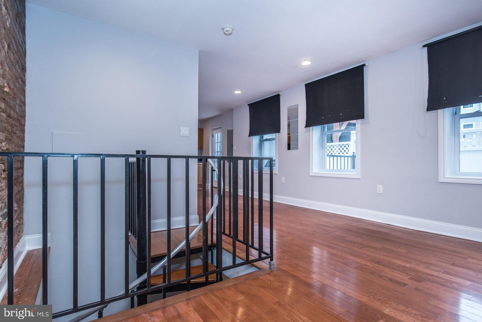 SPRING ARTS - Residential