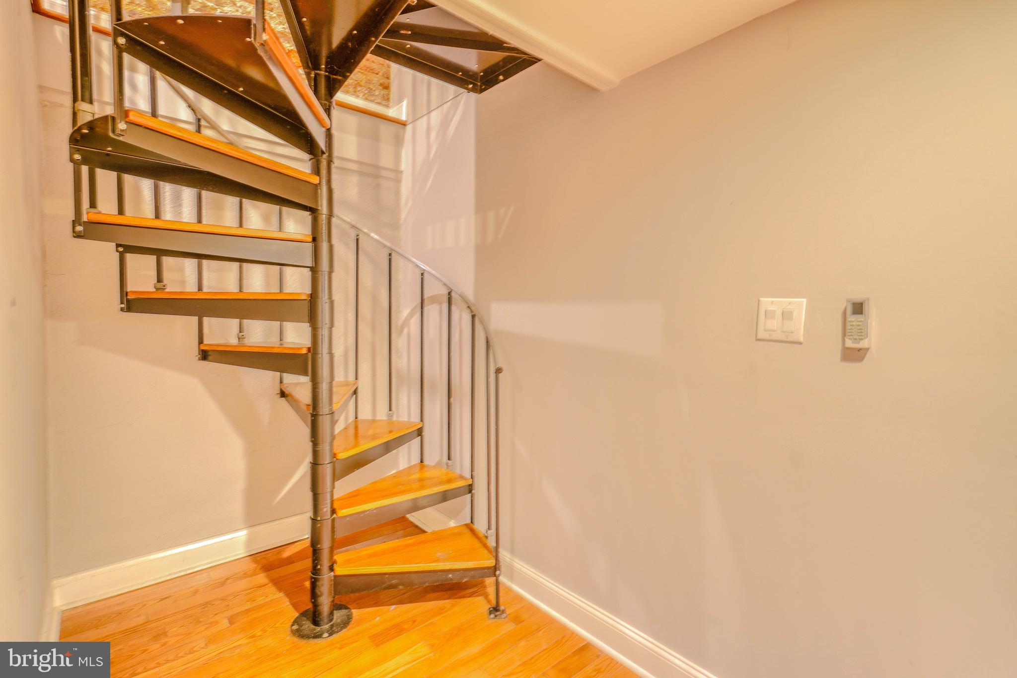 SPRING ARTS - Residential