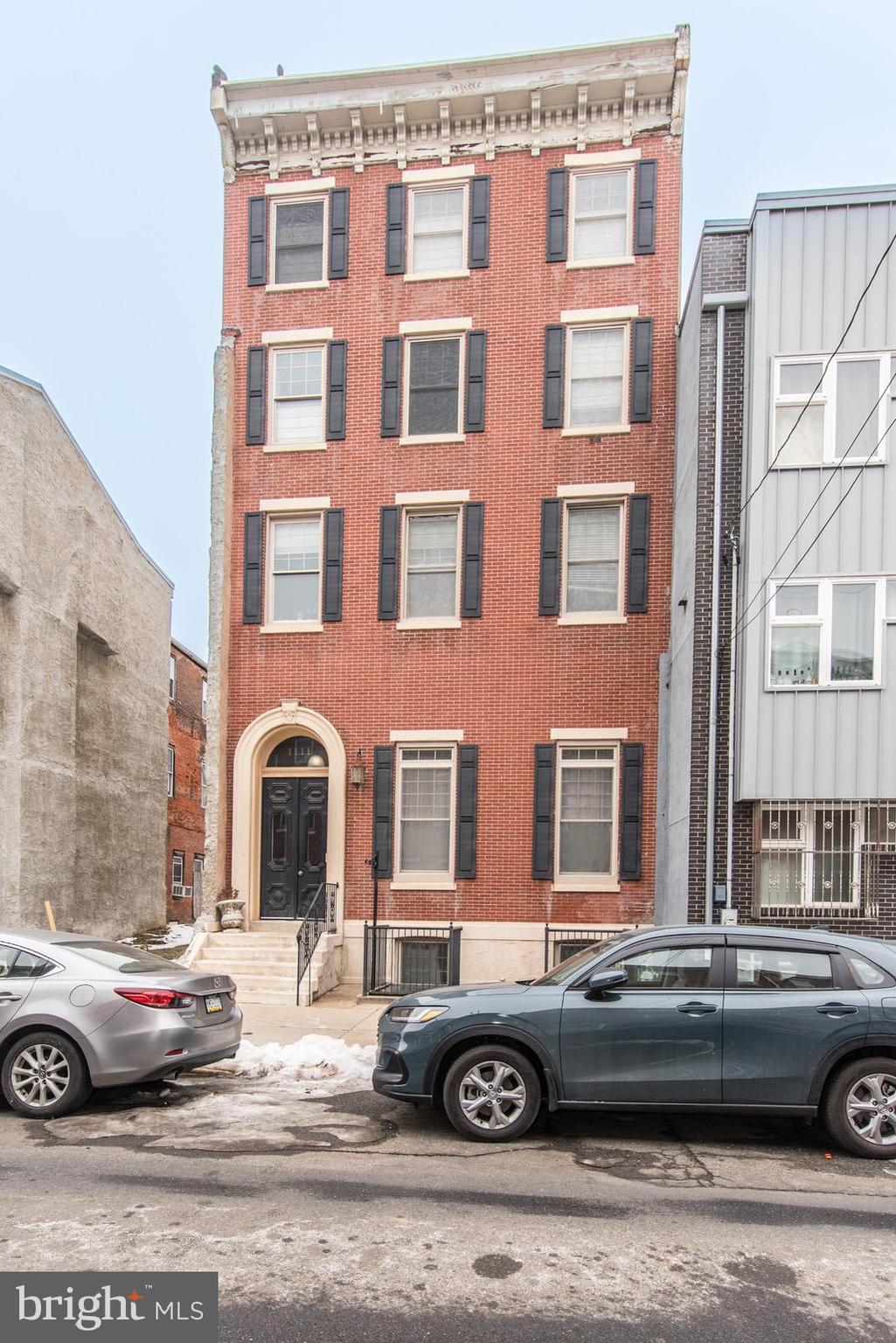 SPRING ARTS - Residential