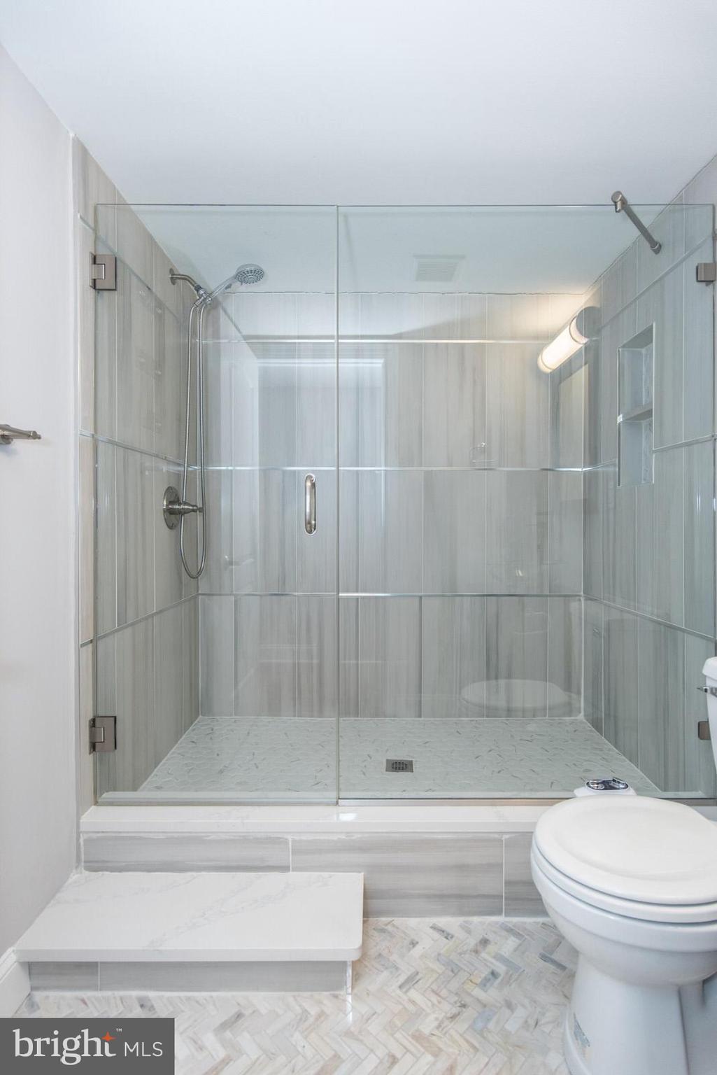 SPRING ARTS - Residential