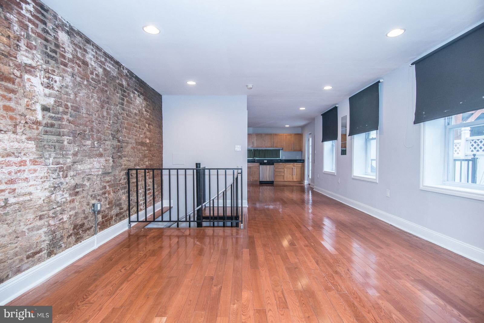 SPRING ARTS - Residential