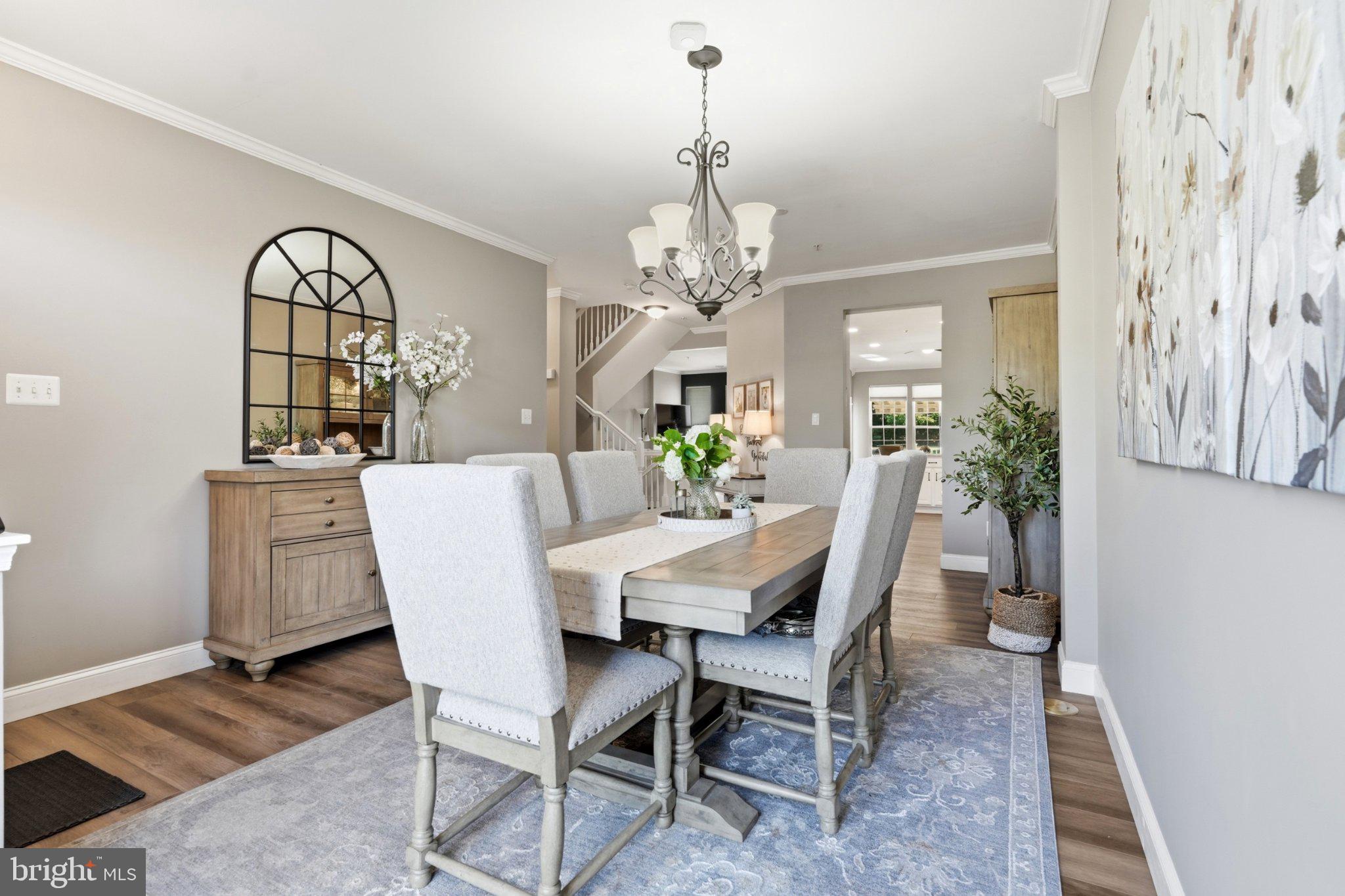 2361 CRABAPPLE CIRCLE