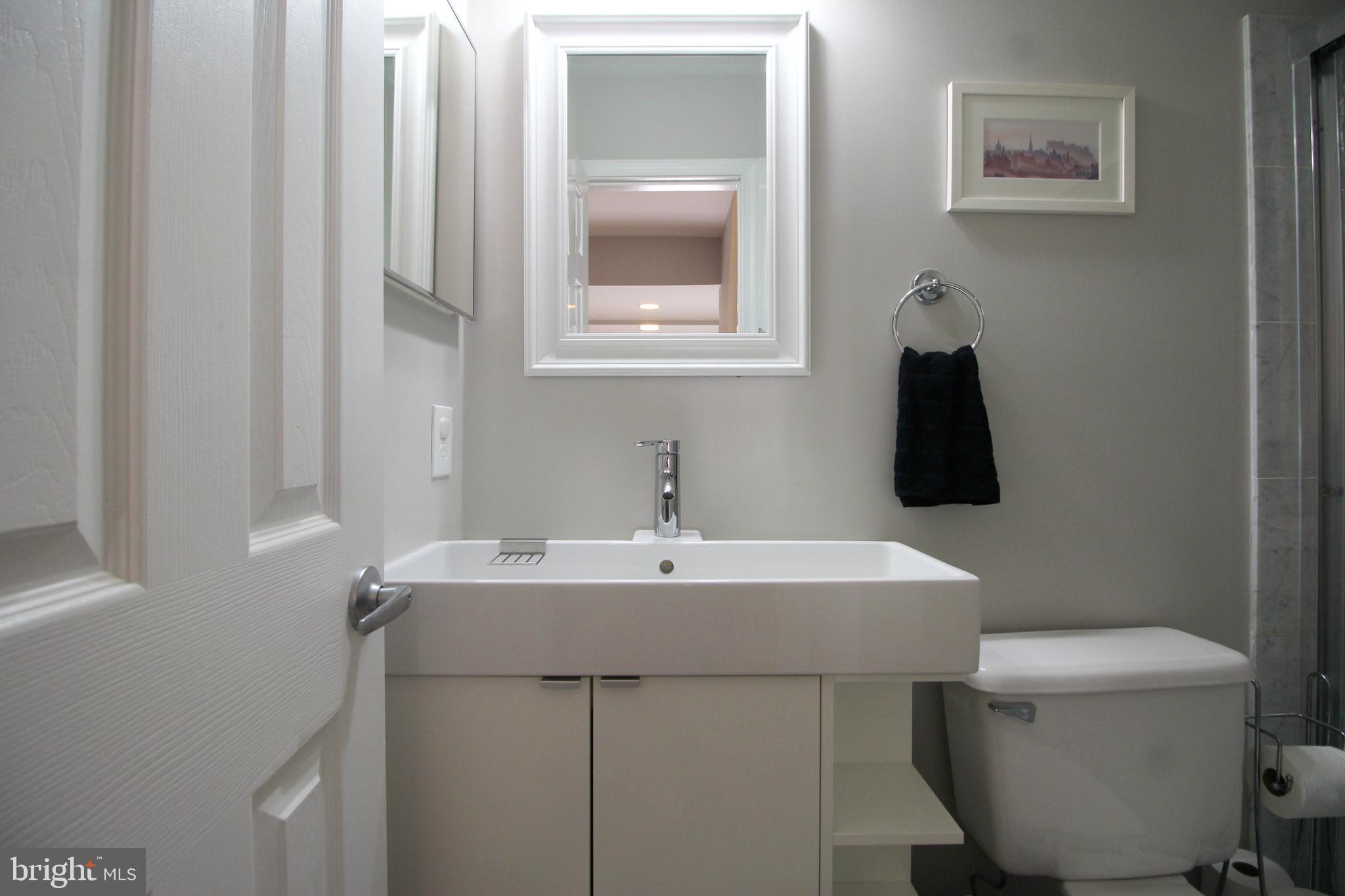 MOUNT VERNON COURT - Residential