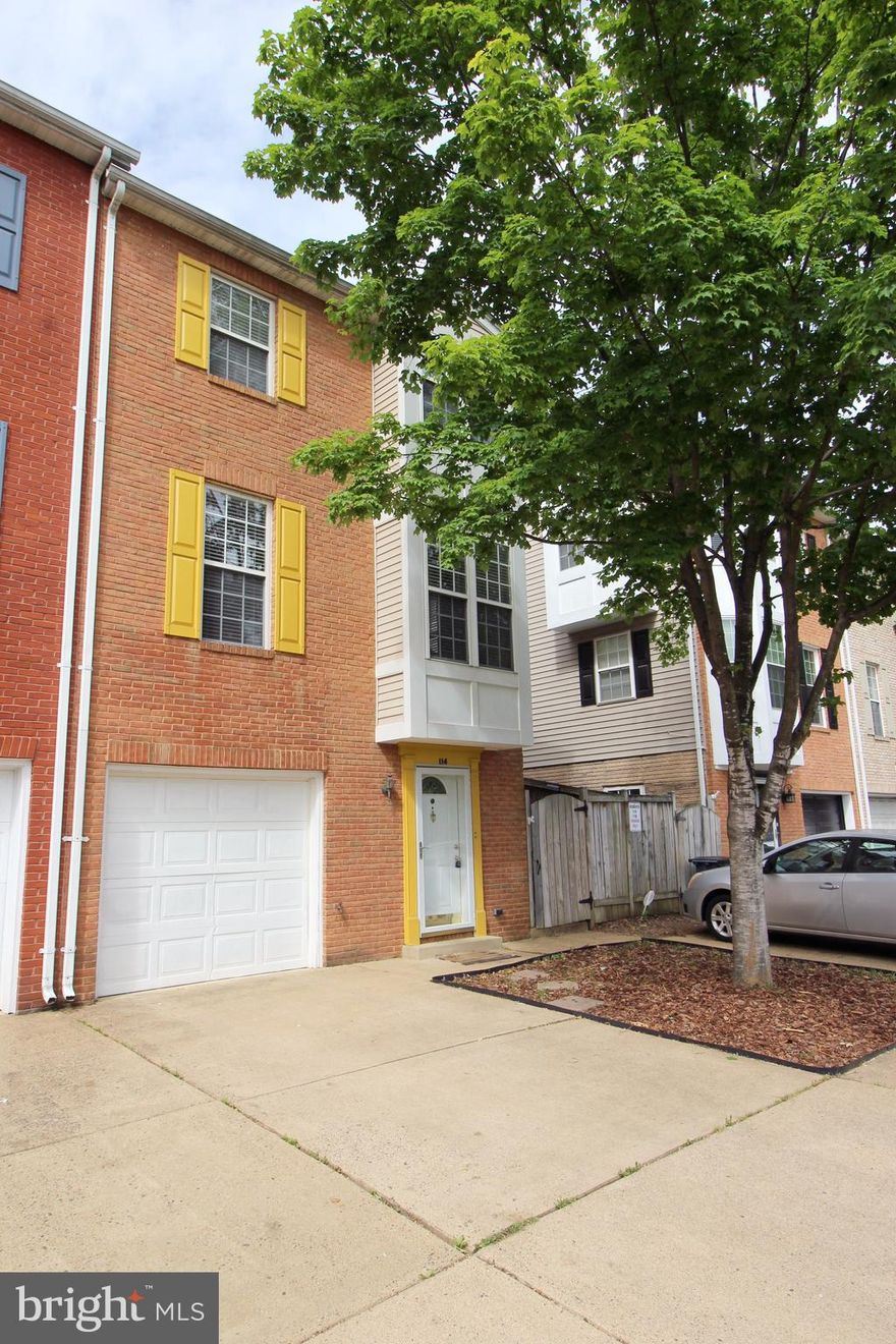 Stunning 3-level Townhome with garage! Warm rich wood flooring on main and upper levels; Large open kitchen w/tons of updated cabinets, stainless steel appliances and granite counters plus breakfast bar & built-in desk. Other features include crown molding, recessed lighting, rec room with patio access, plus large private patio in the fenced backyard.  Roof: Full replacement in 2021. Water Heater: Replaced in 2021. Backyard Fence and Retaining Wall in 2021 and Fence on Egress side Replaced in 2023.