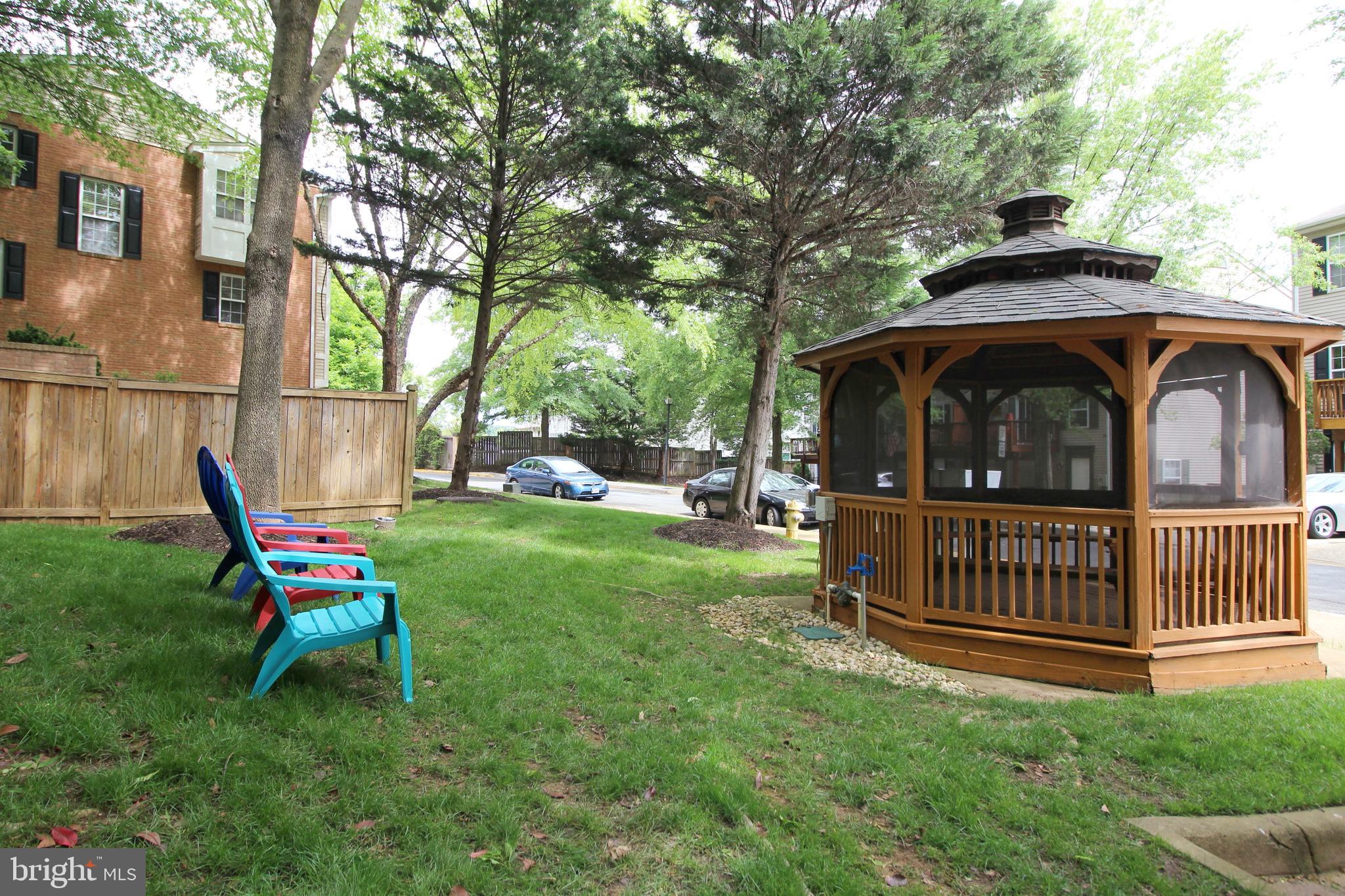 MOUNT VERNON COURT - Residential