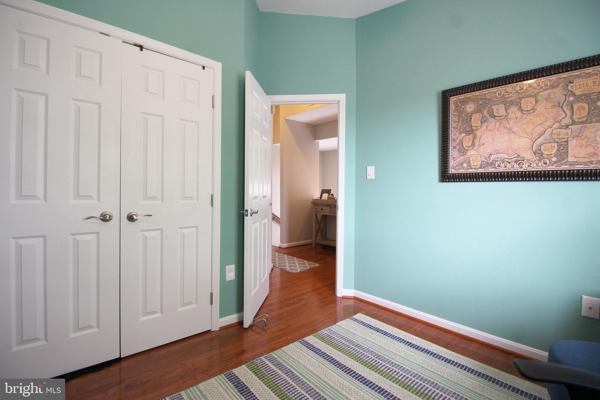 MOUNT VERNON COURT - Residential