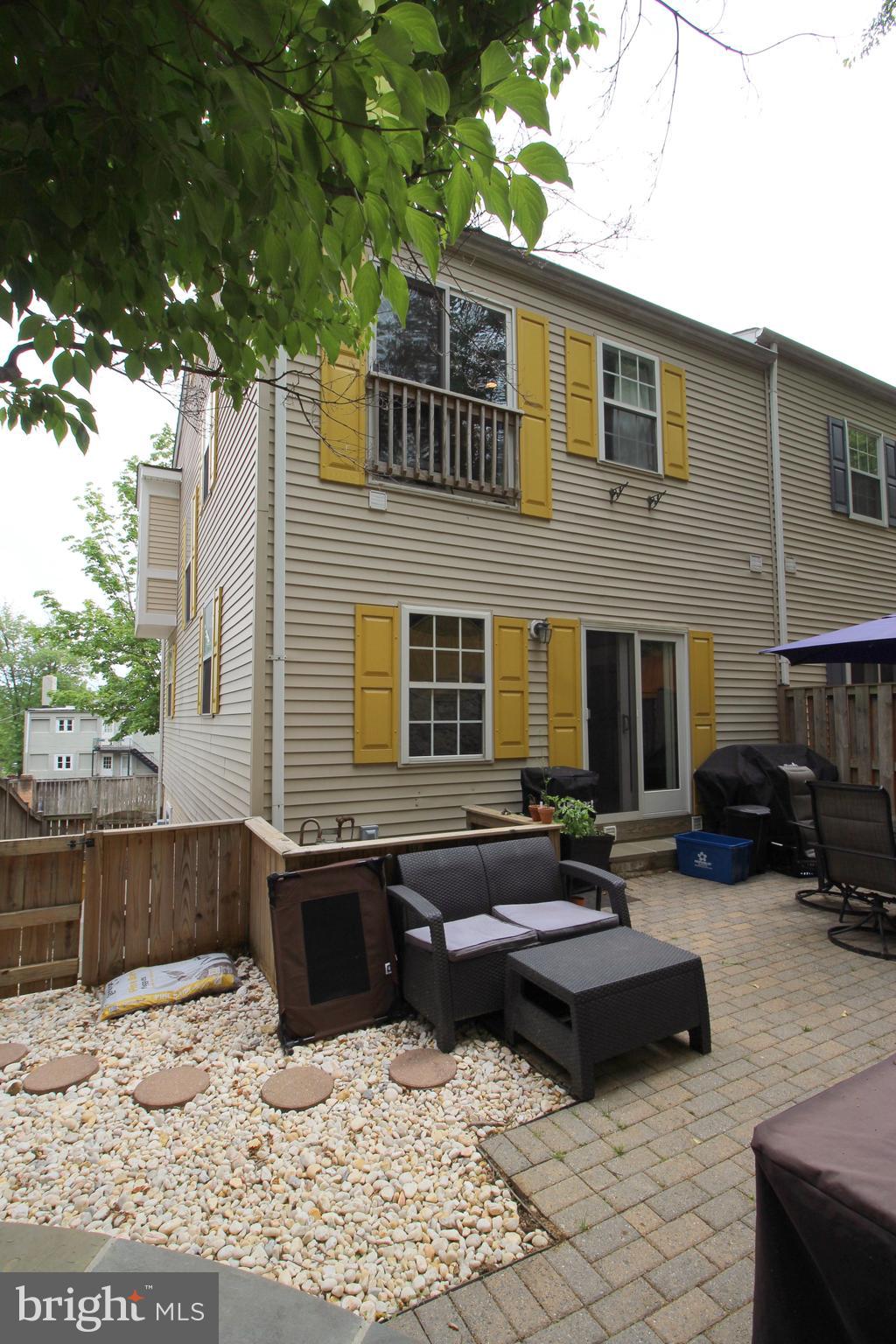 MOUNT VERNON COURT - Residential