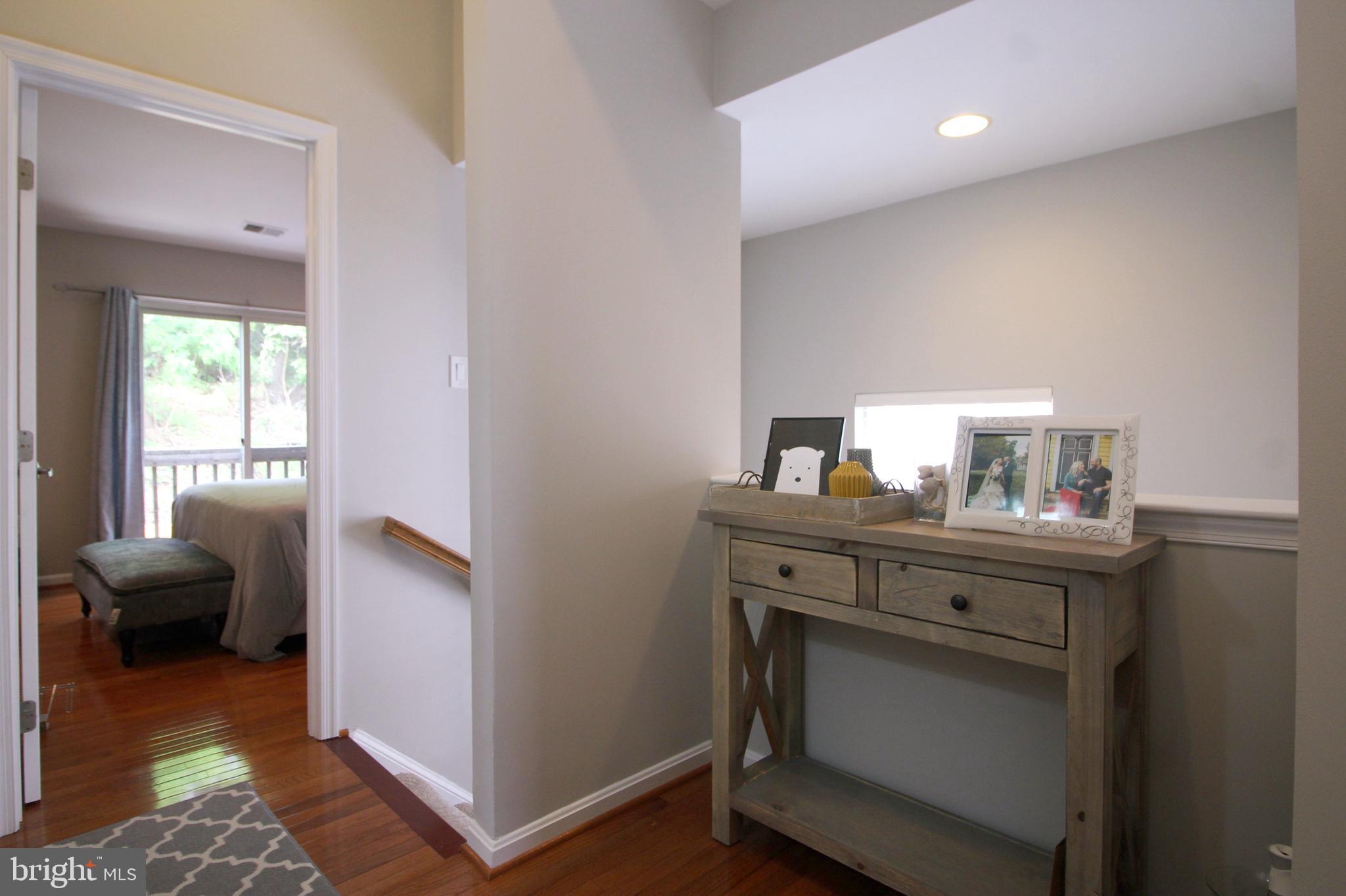 MOUNT VERNON COURT - Residential