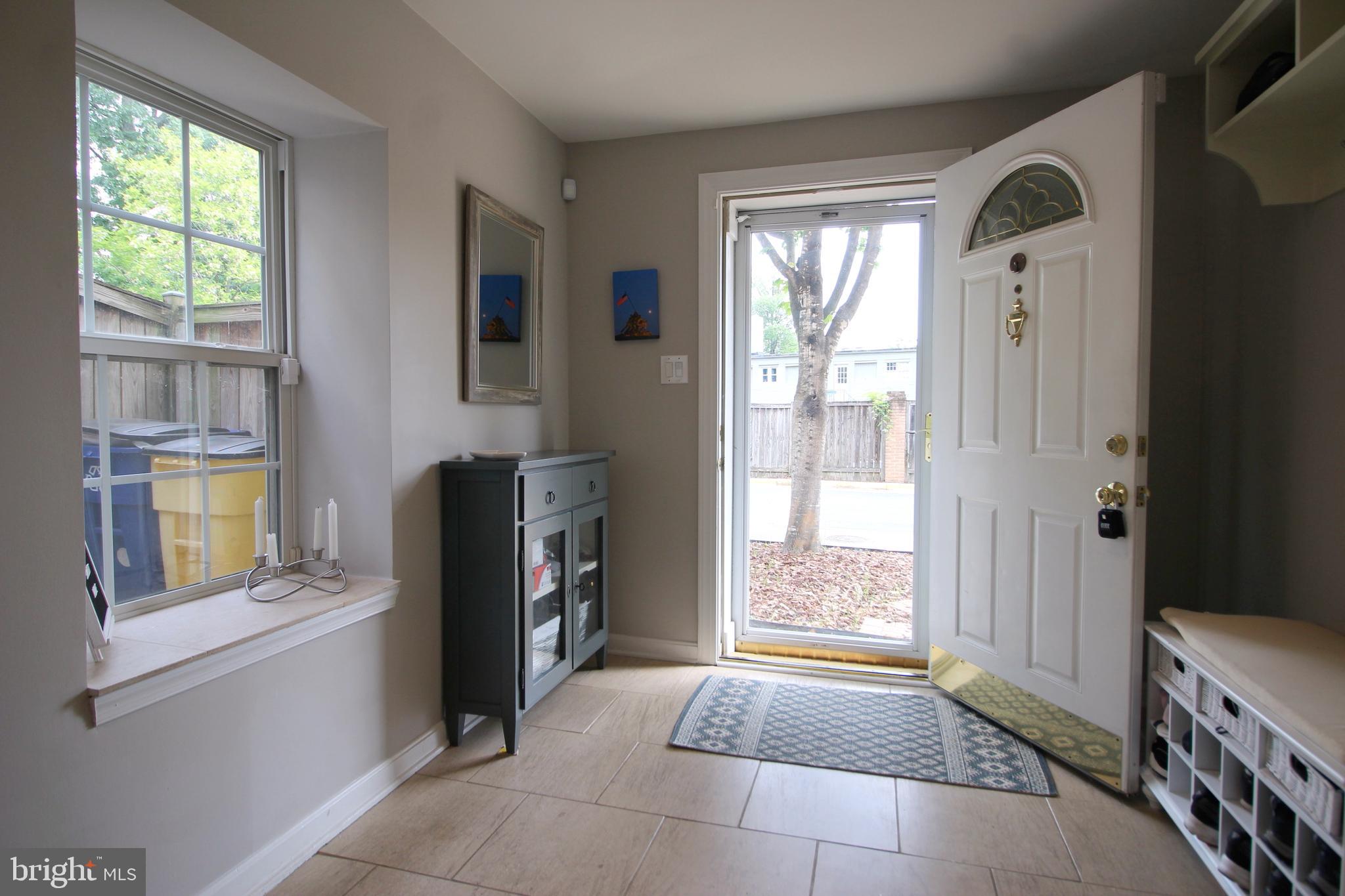 MOUNT VERNON COURT - Residential