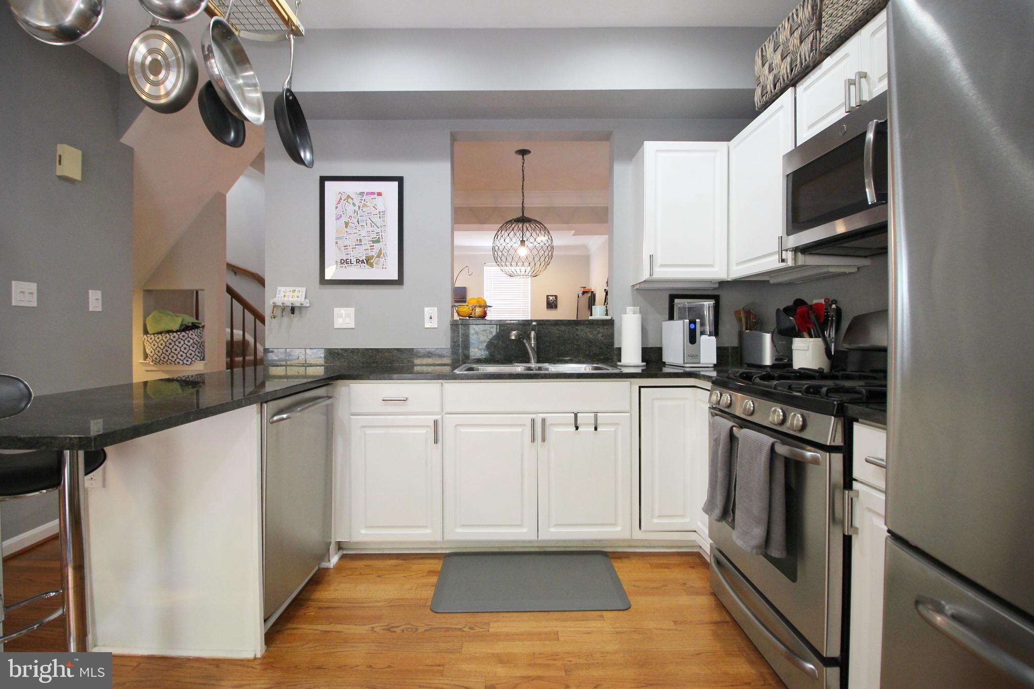 MOUNT VERNON COURT - Residential