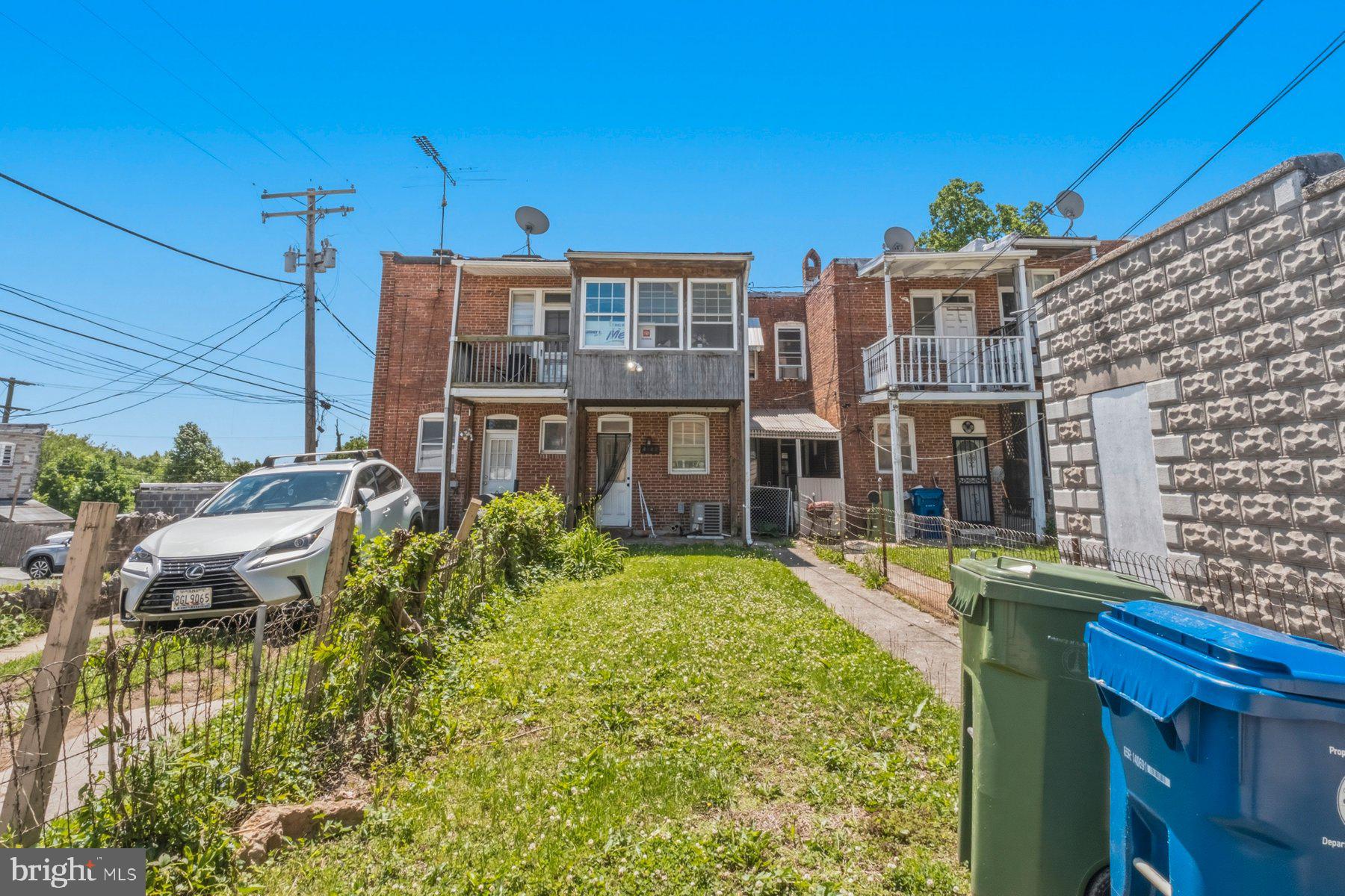 4142 PARKSIDE DRIVE