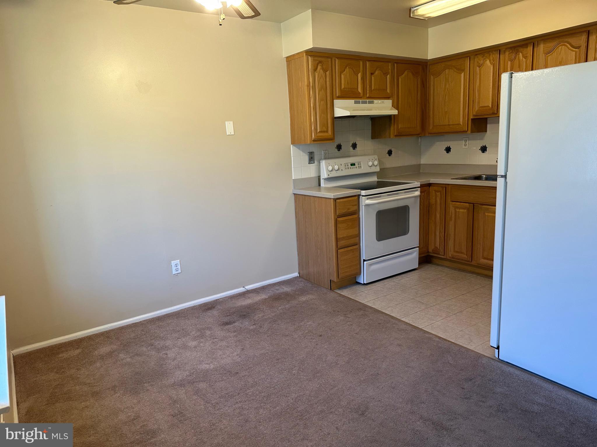 HILLTOP - Residential Lease