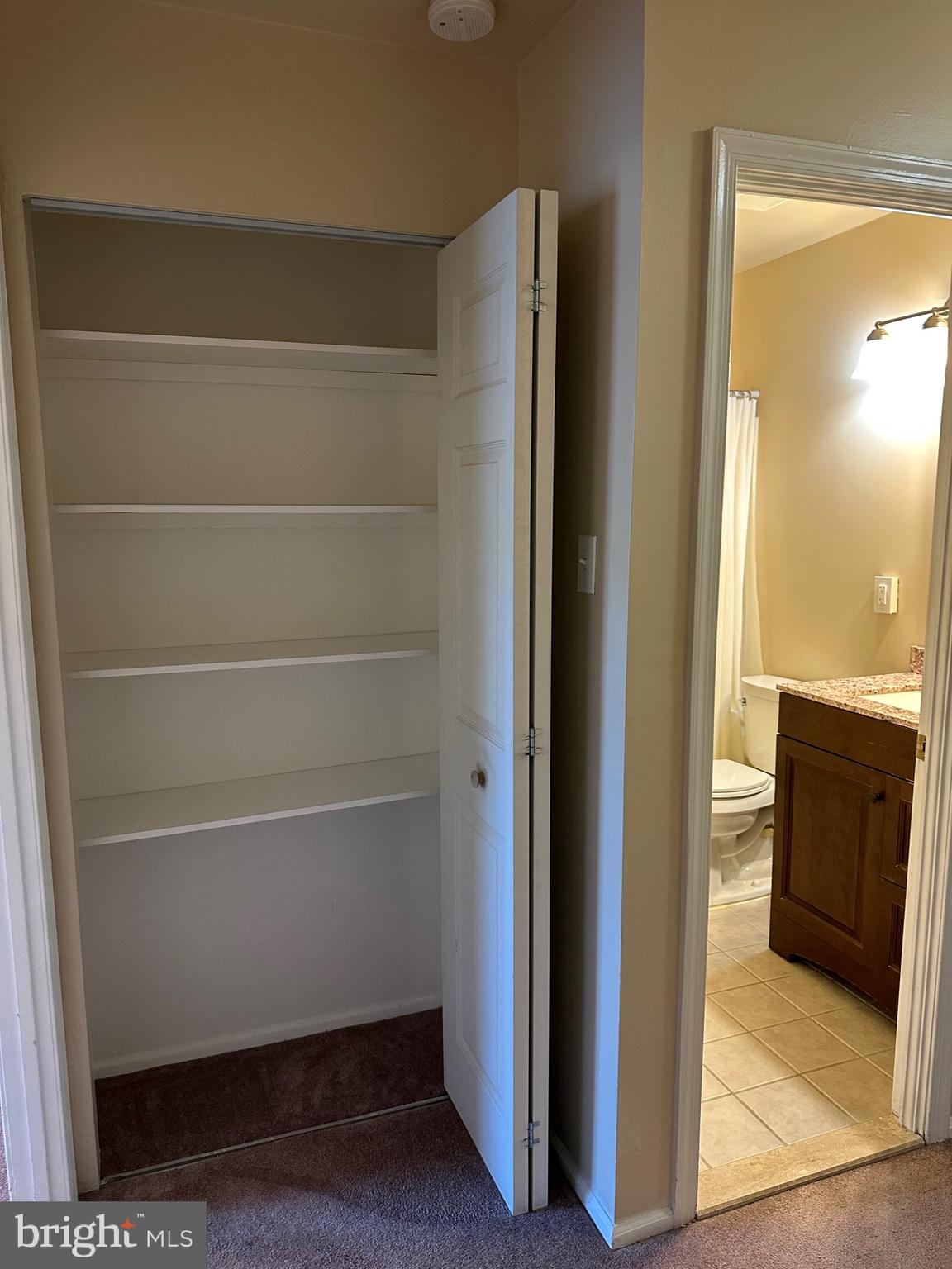 HILLTOP - Residential Lease