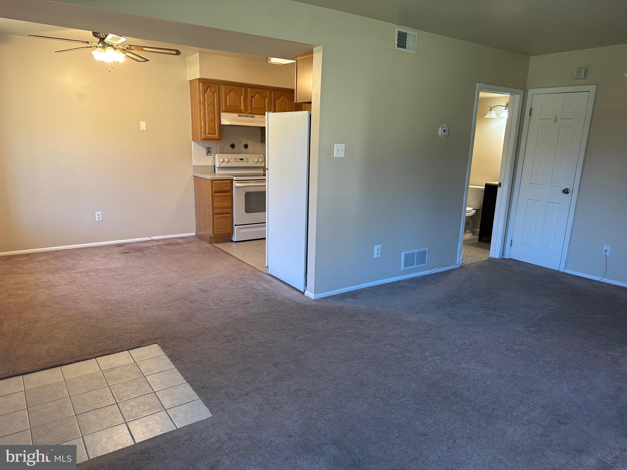 HILLTOP - Residential Lease