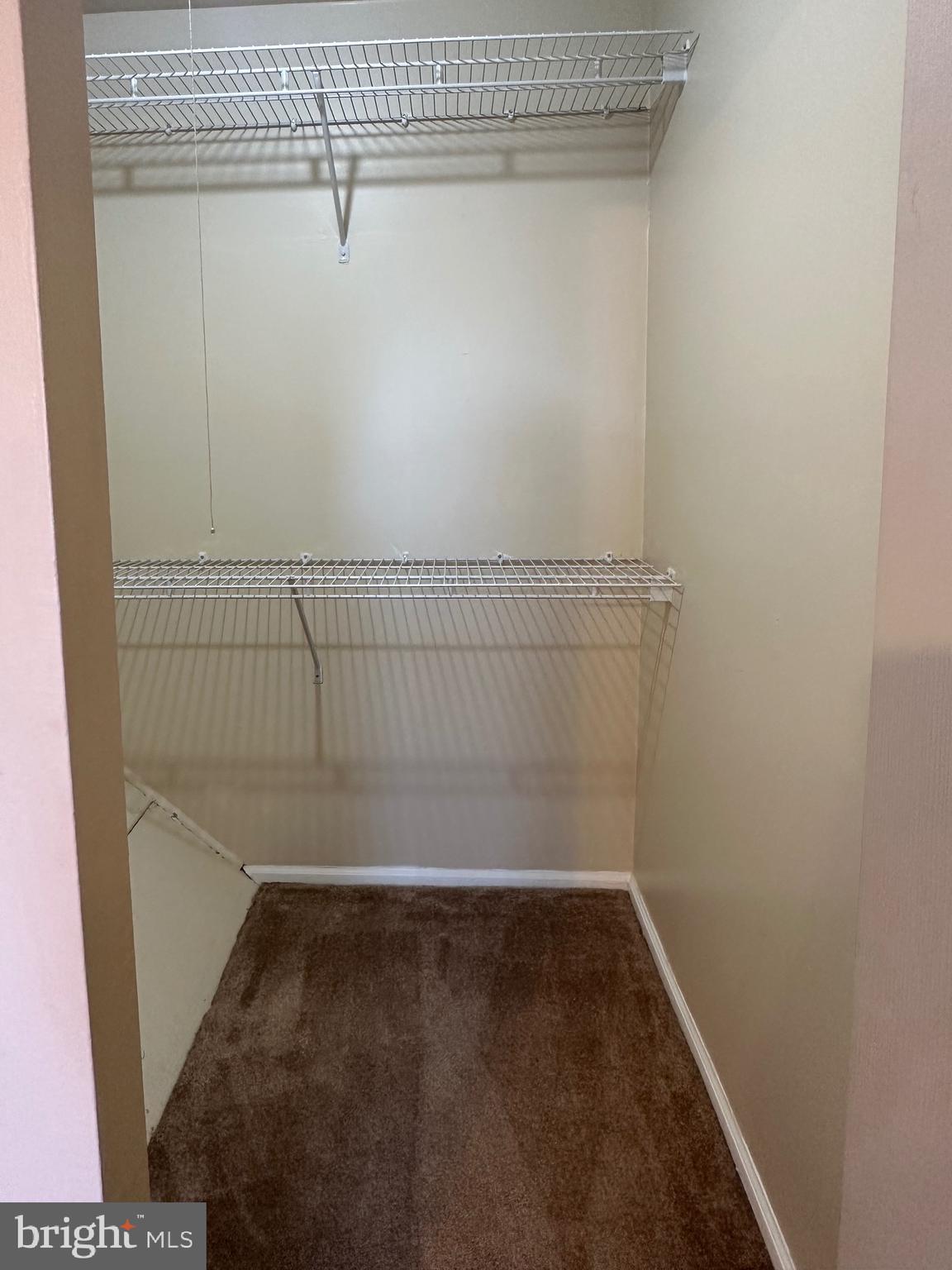 HILLTOP - Residential Lease