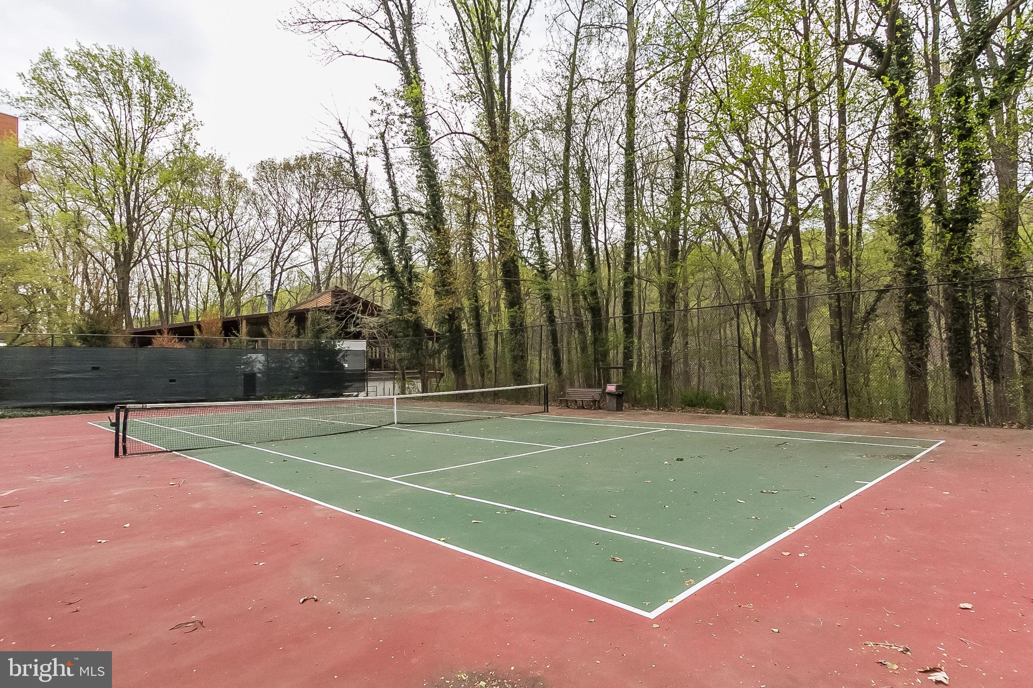 CROSS KEYS - Residential