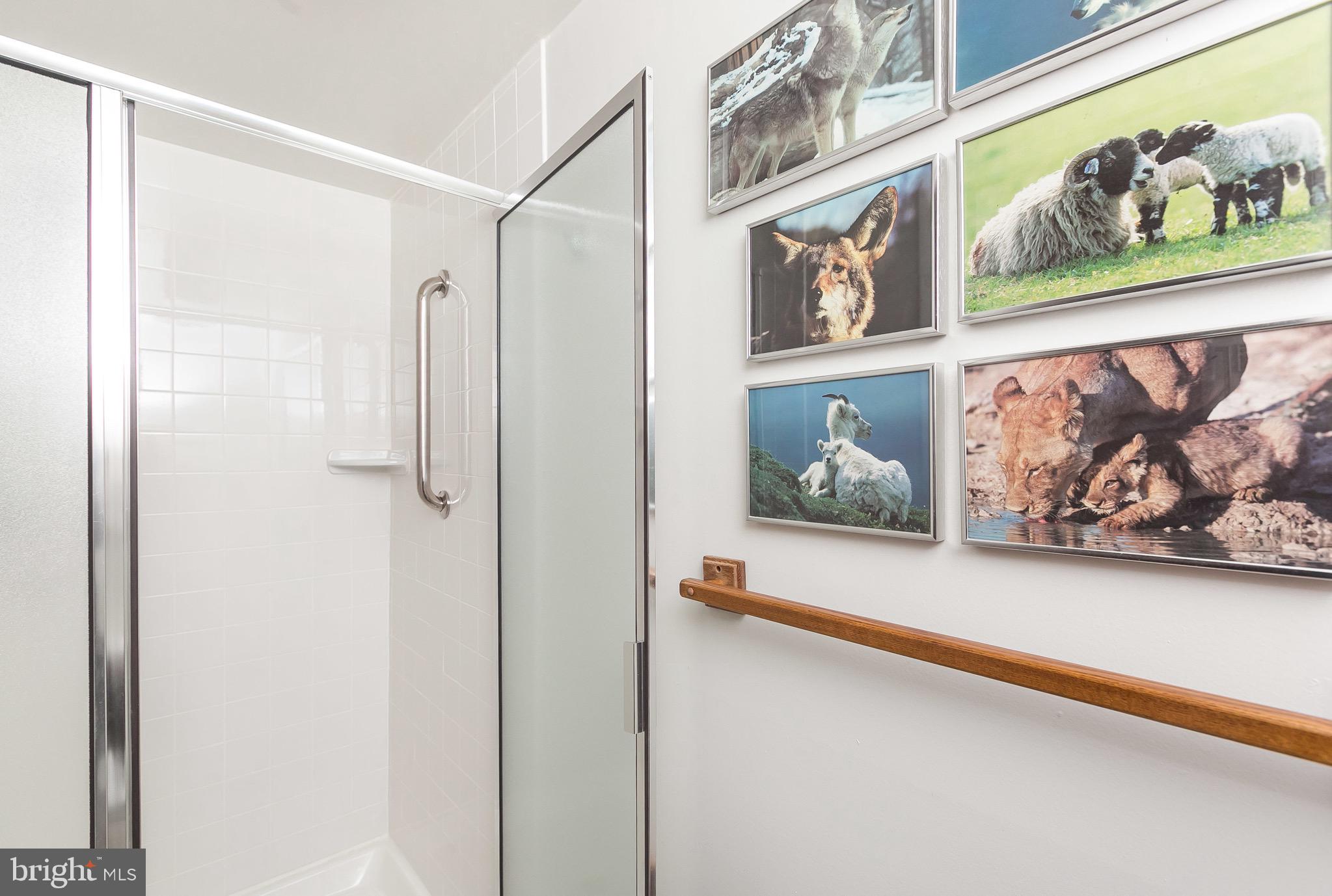 CROSS KEYS - Residential