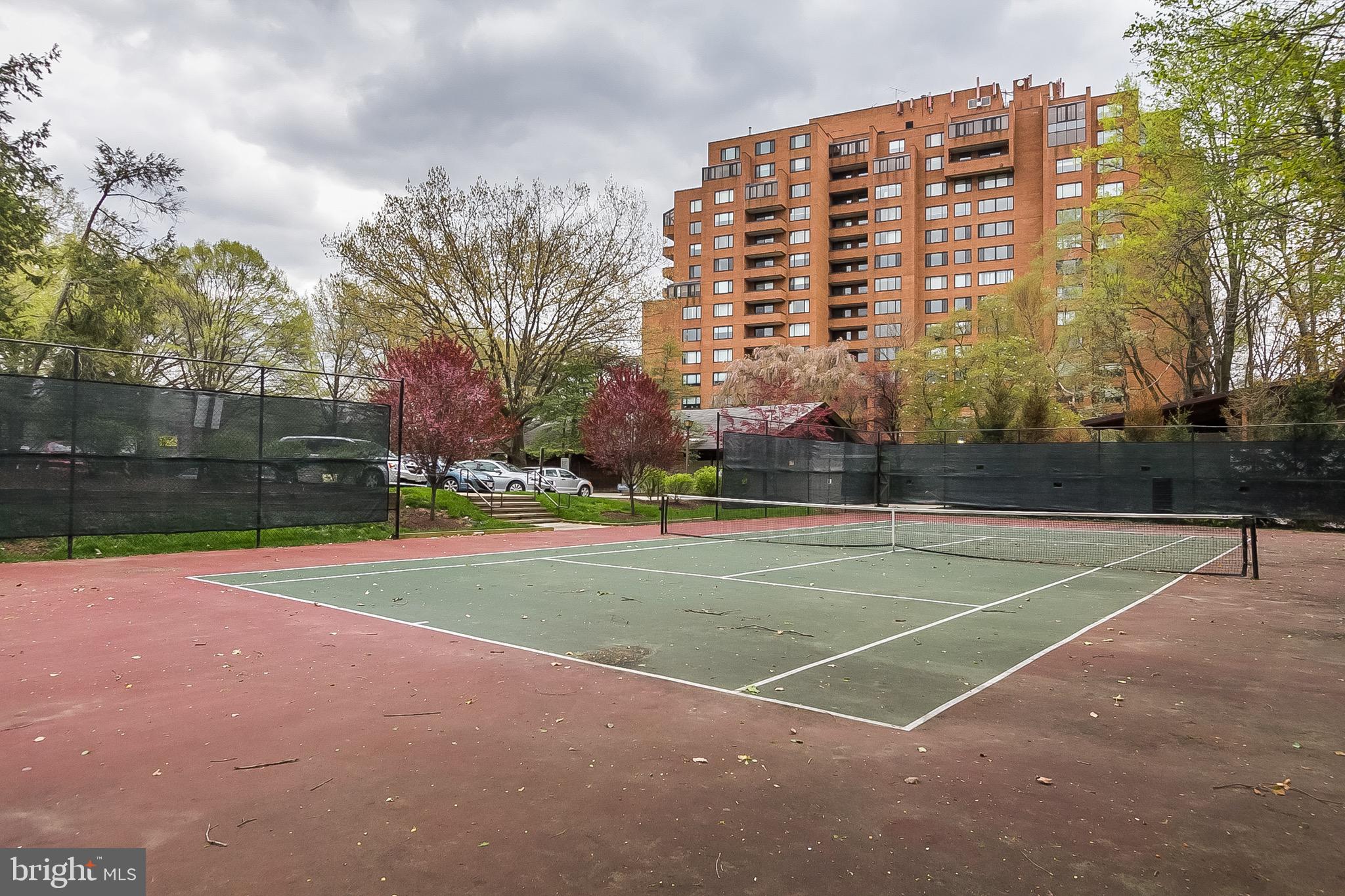 CROSS KEYS - Residential