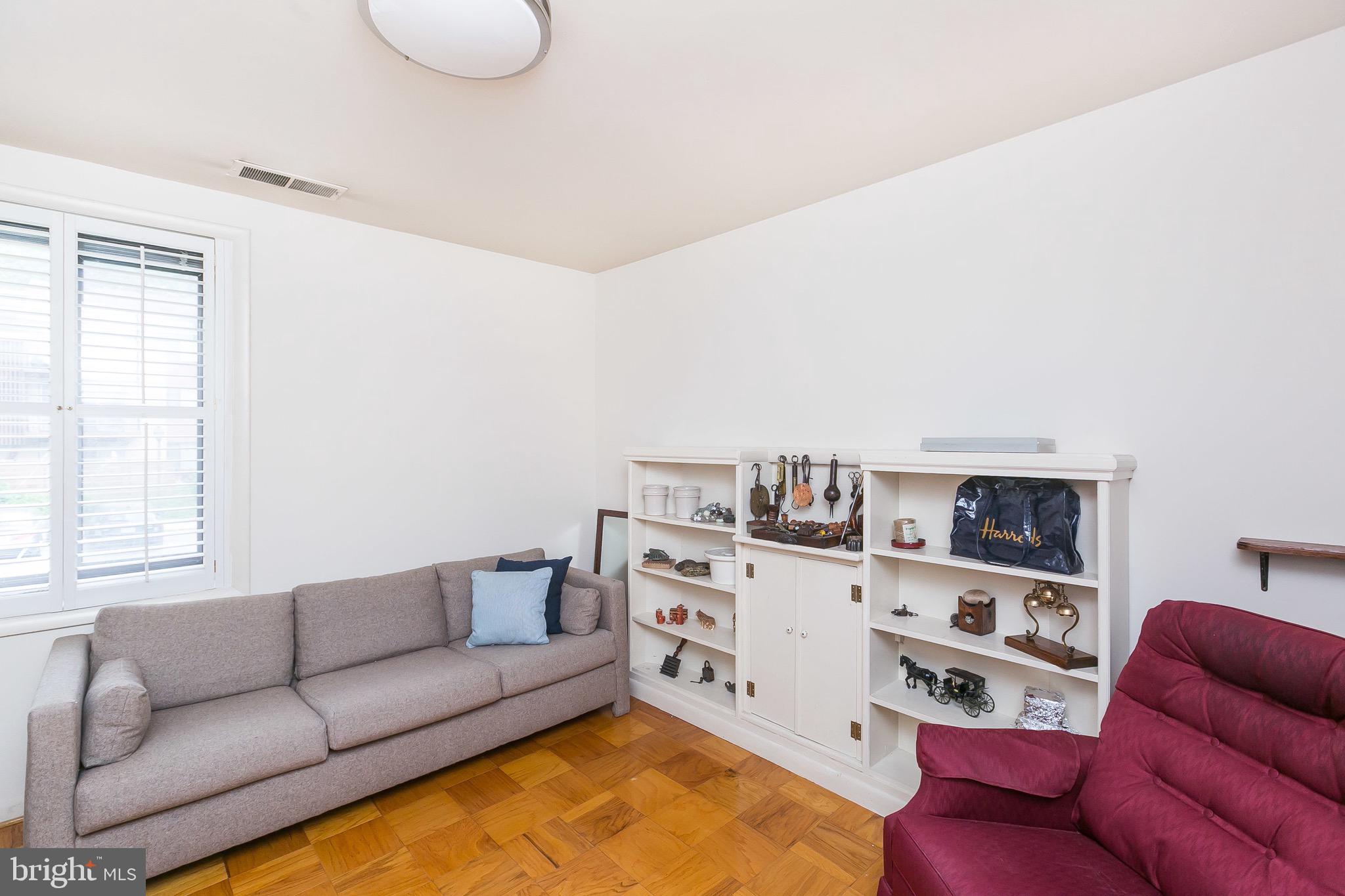 CROSS KEYS - Residential