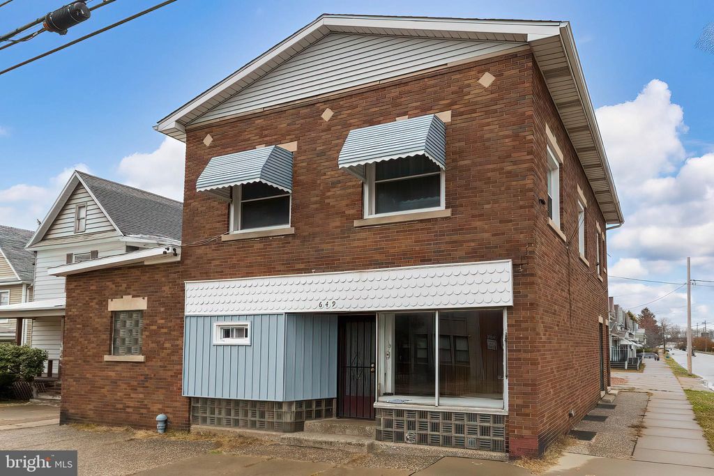 Photo of 649 Hess Avenue, ERIE, PA 16503 (MLS # PAER2000114)