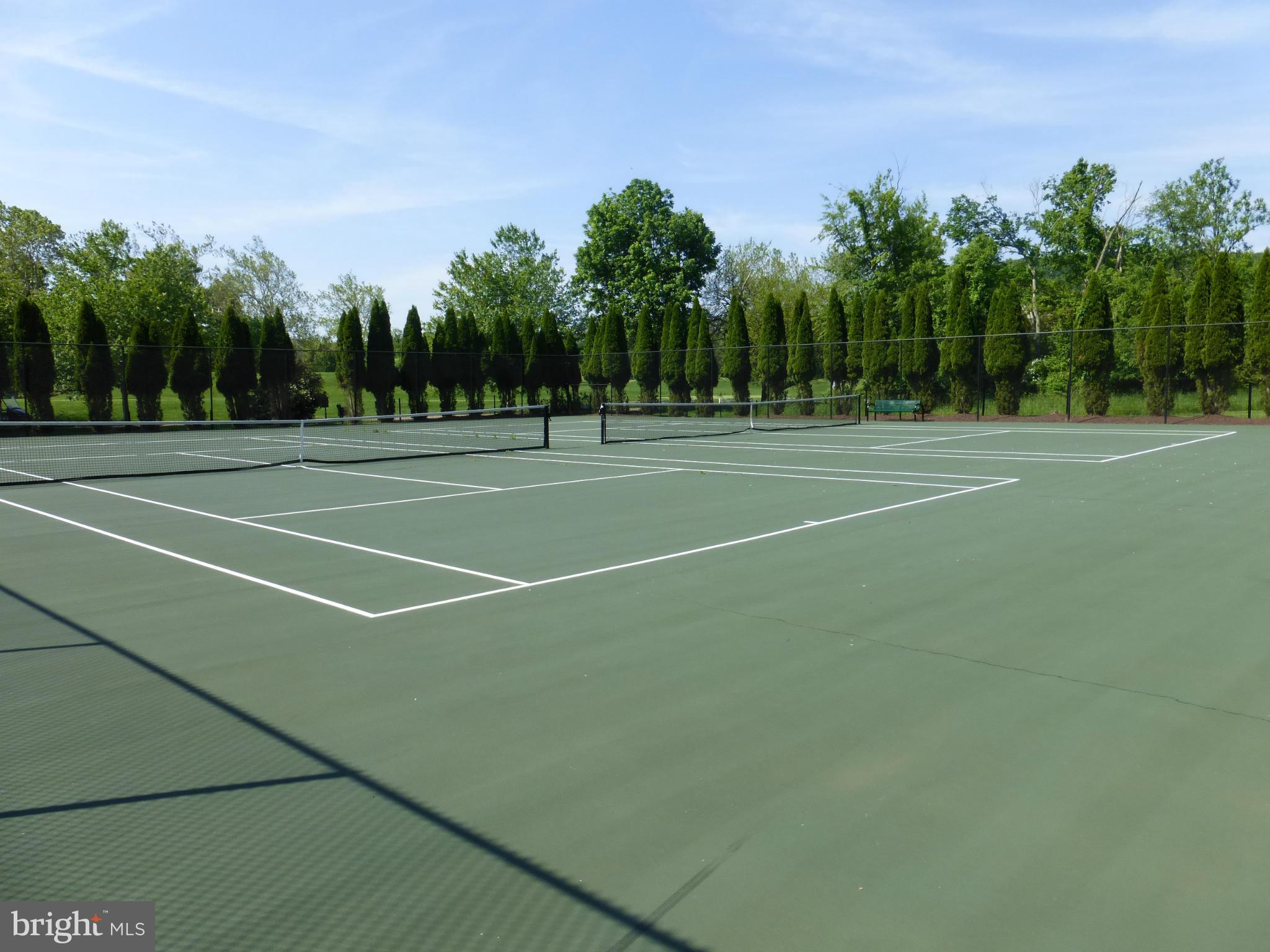 RASPBERRY FALLS - Land