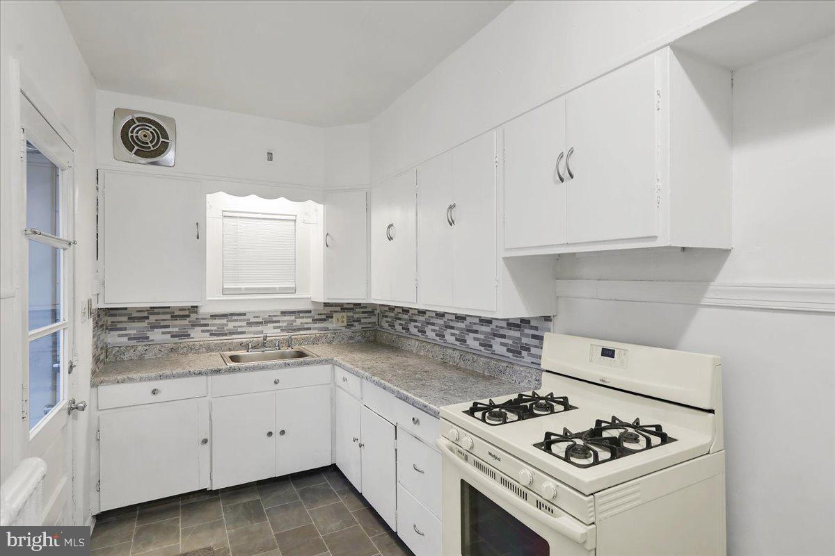 HAMPDEN HEIGHTS - Residential